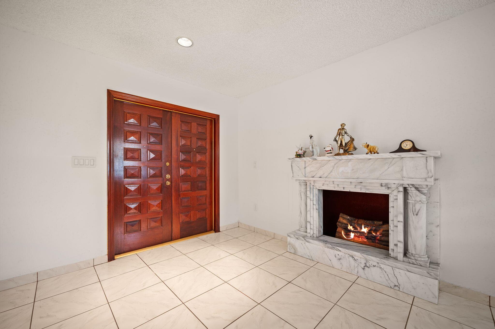 19340 SW 190th Street, Miami, FL 33187 — photo 8 of 46