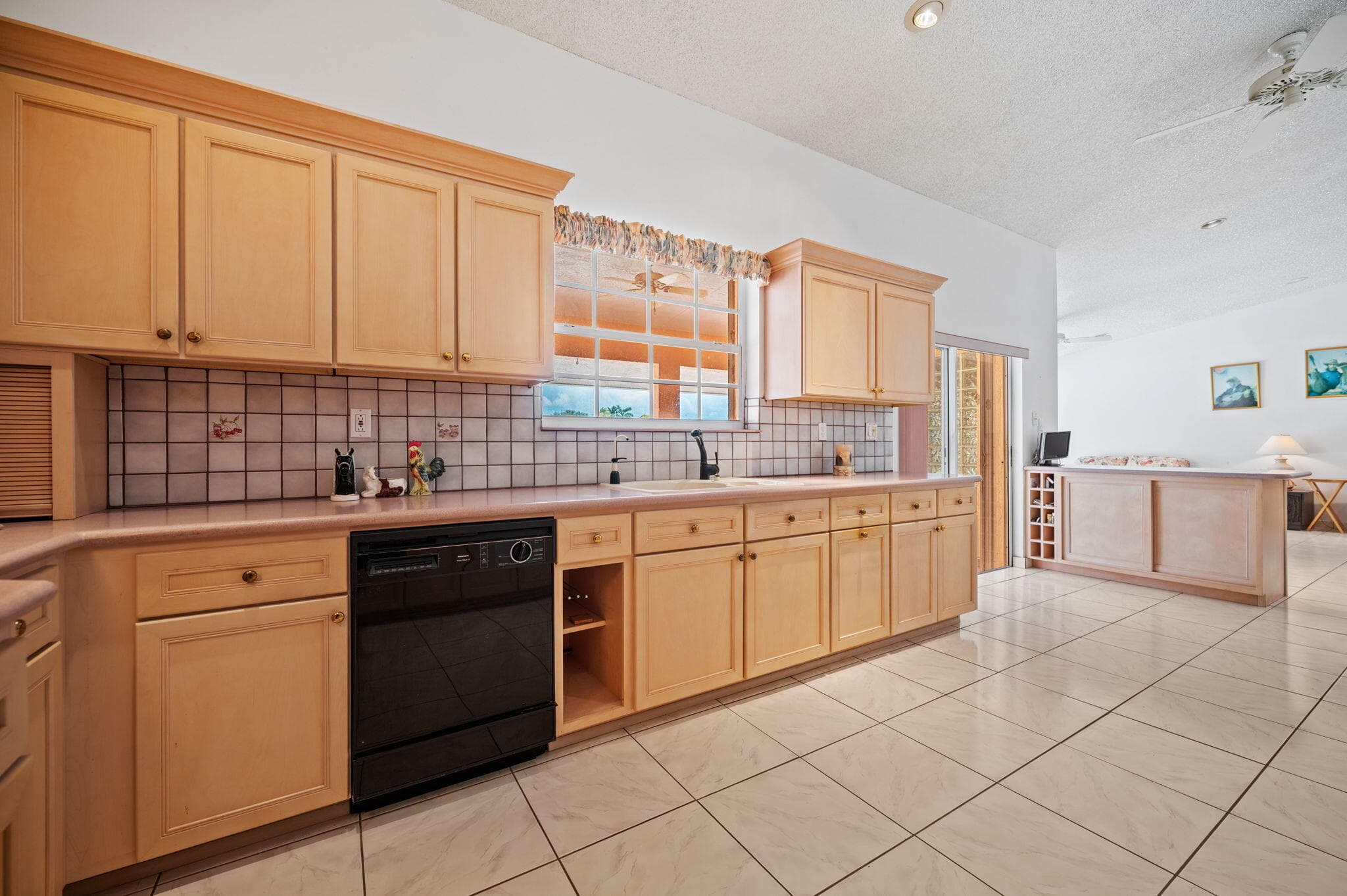 19340 SW 190th Street, Miami, FL 33187 — photo 21 of 46