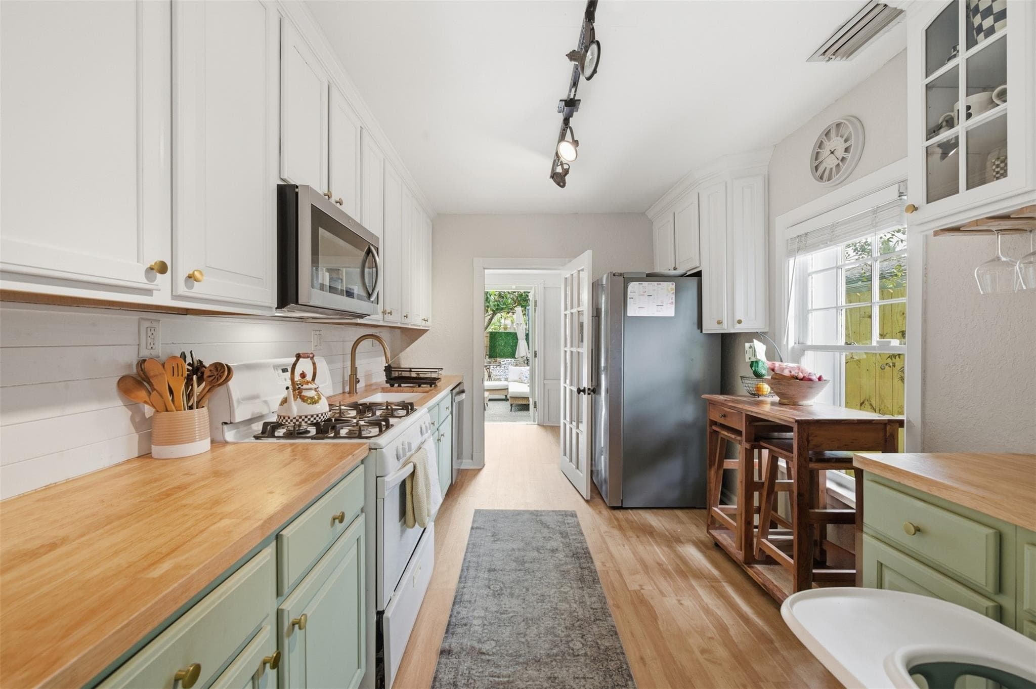 117 S Palmway, Lake Worth Beach, FL 33460 — photo 16 of 35