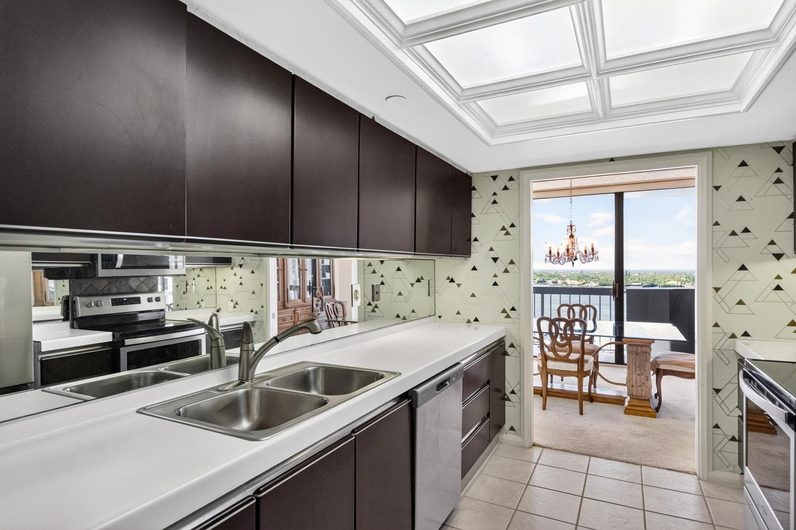 115 Lakeshore Drive 1549, North Palm Beach, FL 33408 — photo 9 of 53