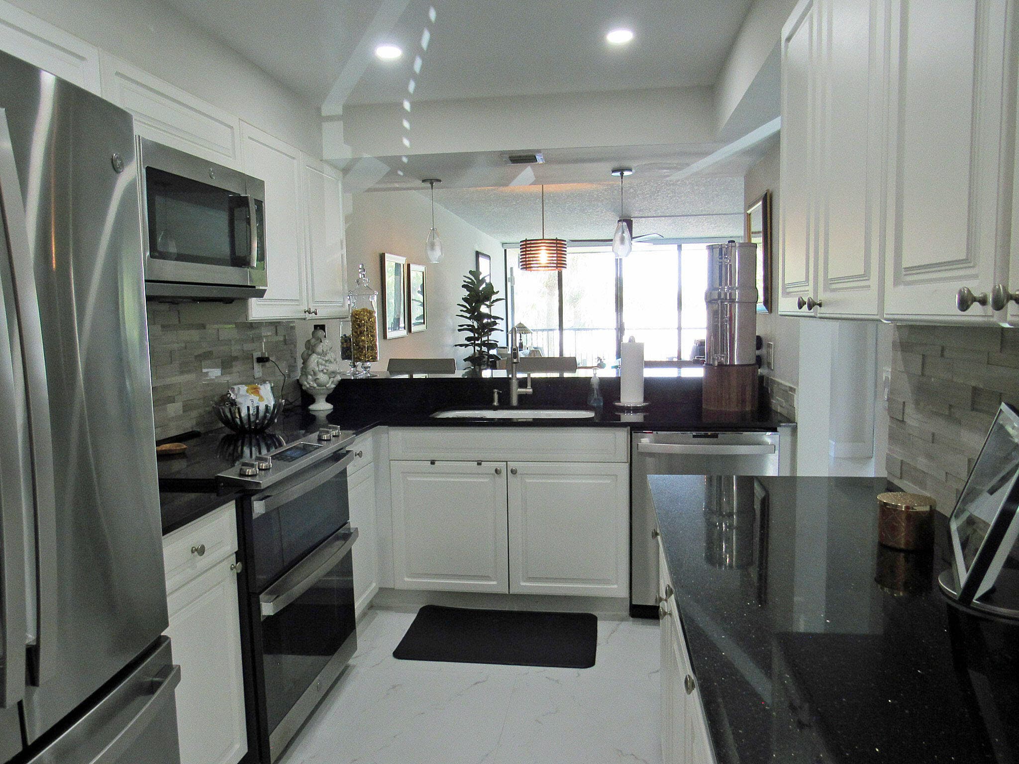 21 Royal Palm Way 2020, Boca Raton, FL 33432 — photo 7 of 93