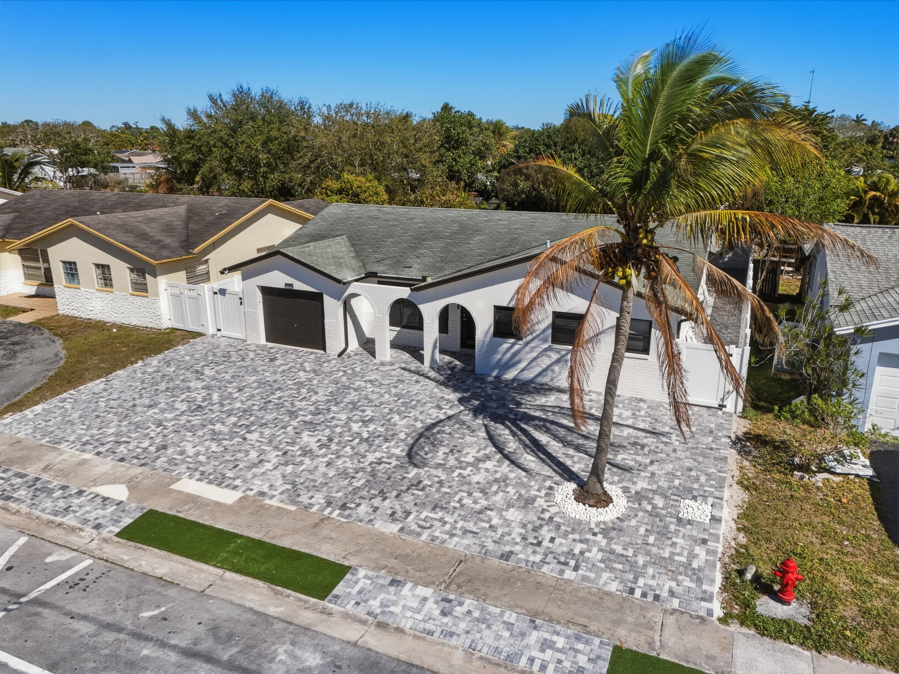 22390 SW 66th Avenue, Boca Raton, FL 33428 — photo 5 of 58