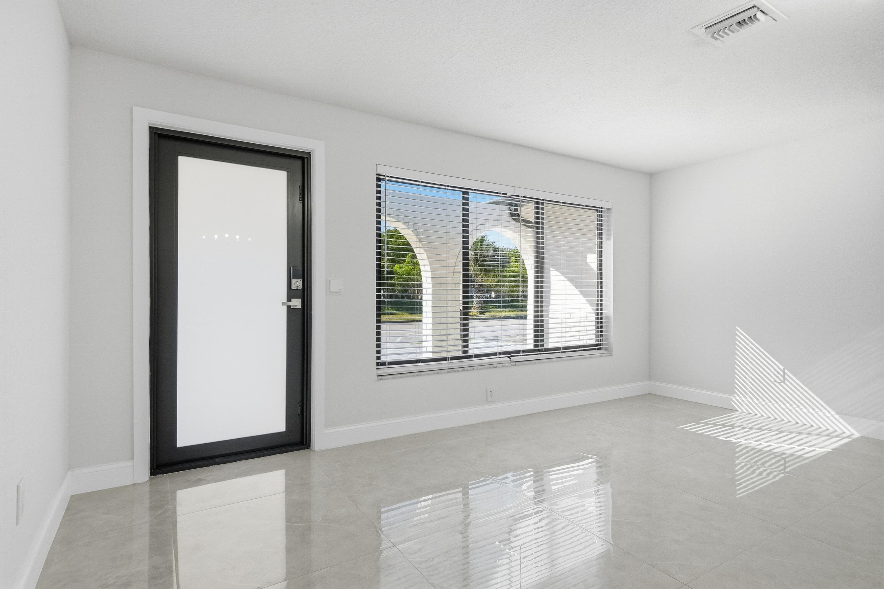 22390 SW 66th Avenue, Boca Raton, FL 33428 — photo 9 of 58