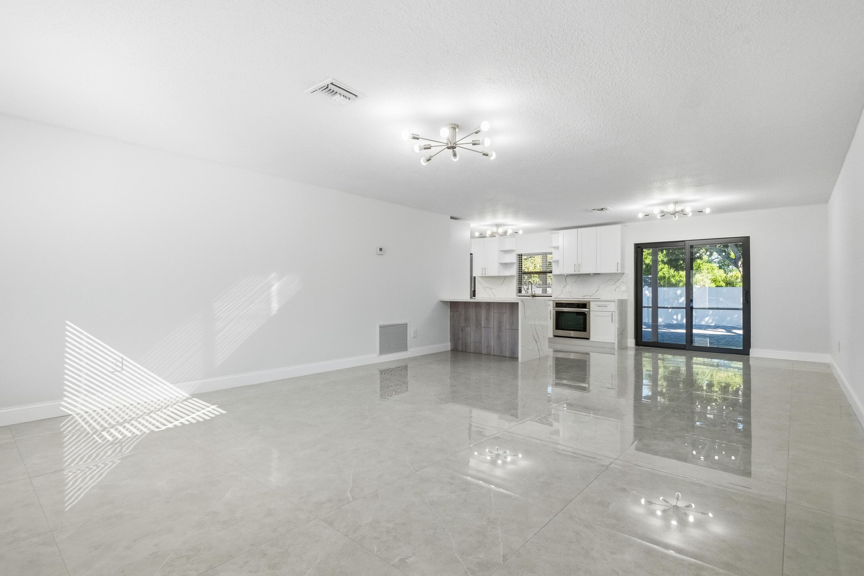 22390 SW 66th Avenue, Boca Raton, FL 33428 — photo 10 of 58