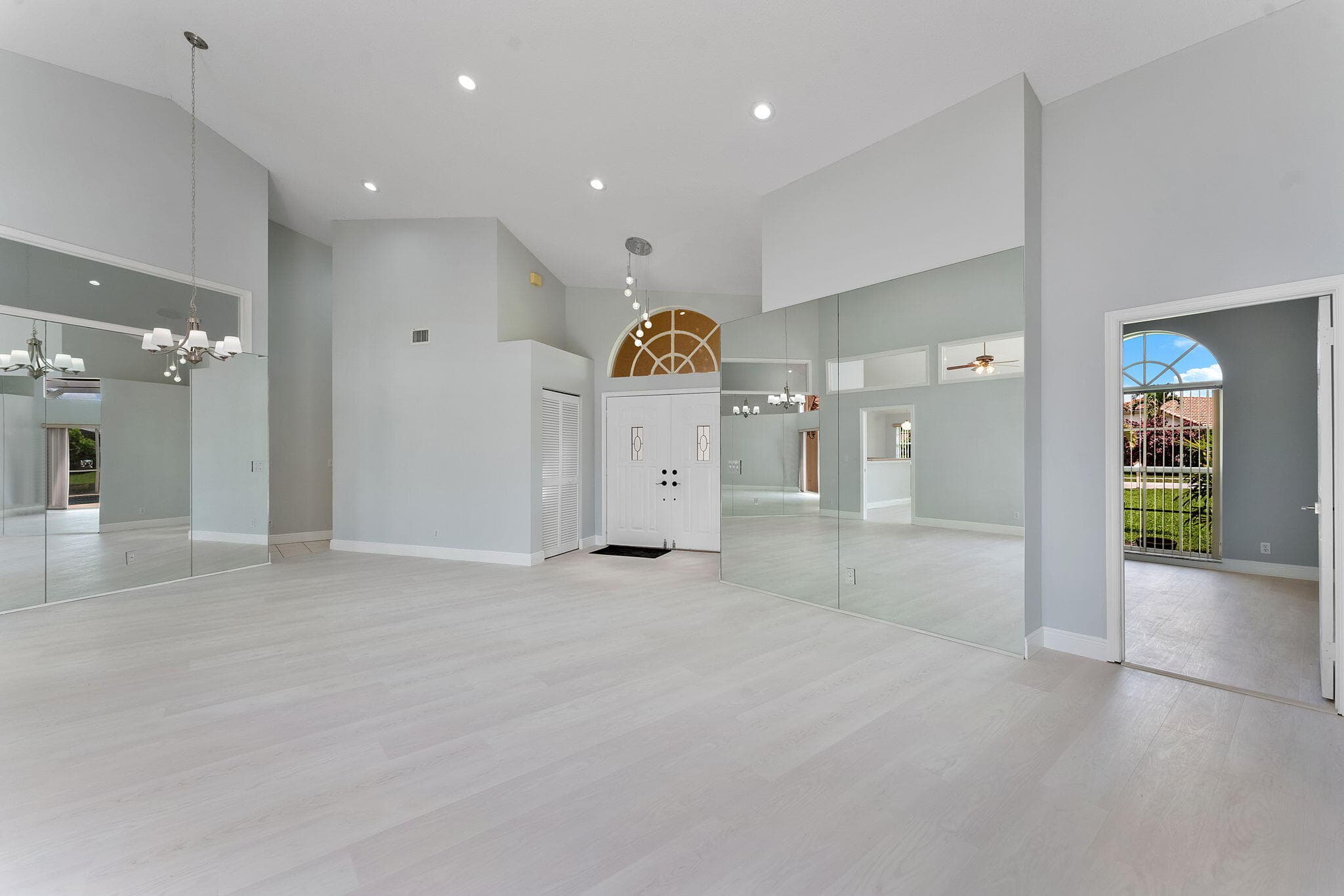 1248 Lake Breeze Drive, Wellington, FL 33414 — photo 13 of 46