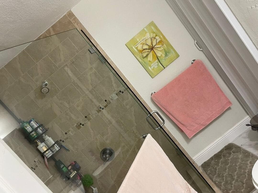 4655 Palm Avenue, Hialeah, FL 33012 — photo 9 of 16