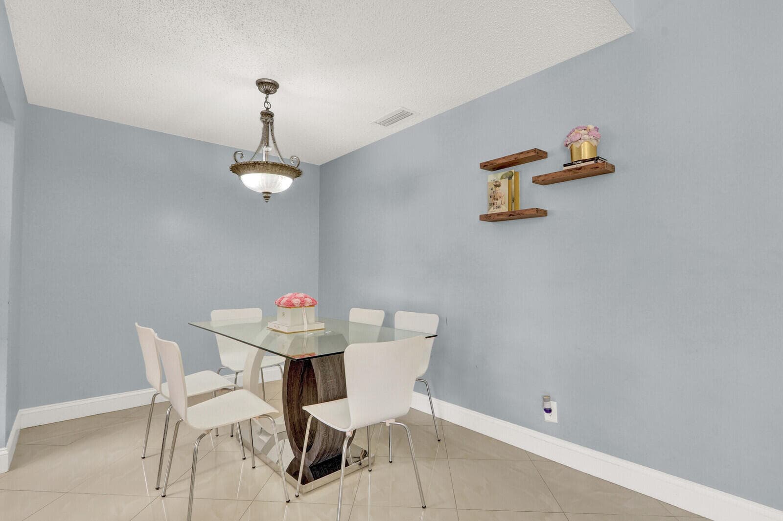 5272 Bosque Lane 31, West Palm Beach, FL 33415 — photo 4 of 25