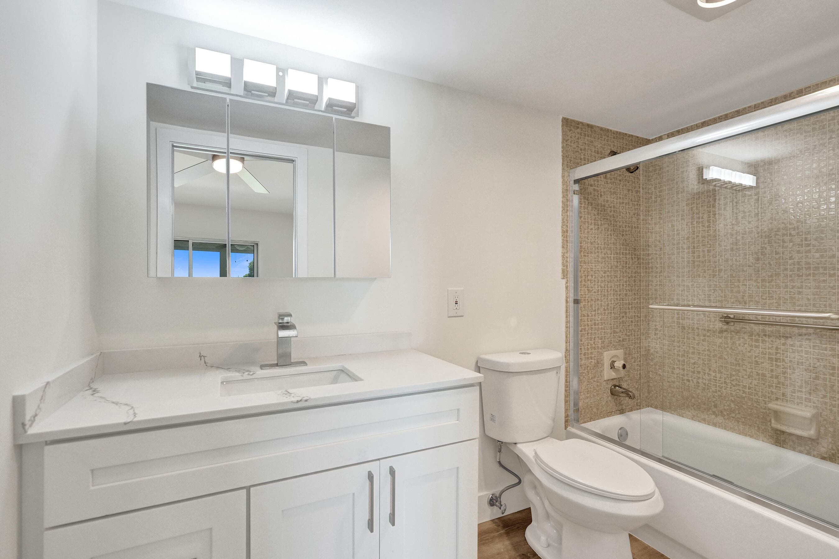 1112 Oakridge 1112, Deerfield Beach, FL 33442 — photo 15 of 37