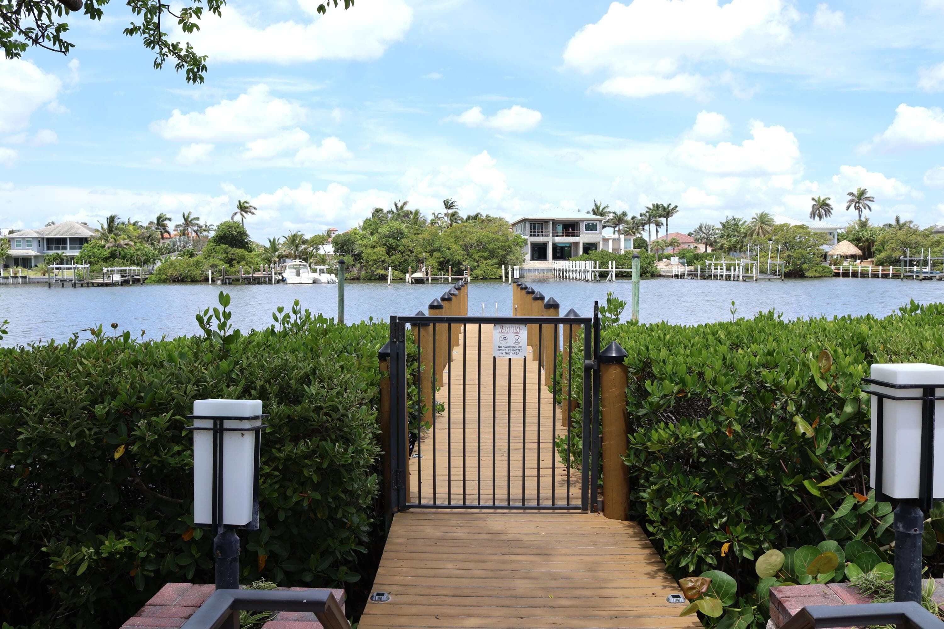 3545 S Ocean Boulevard 404, South Palm Beach, FL 33480 — photo 19 of 32