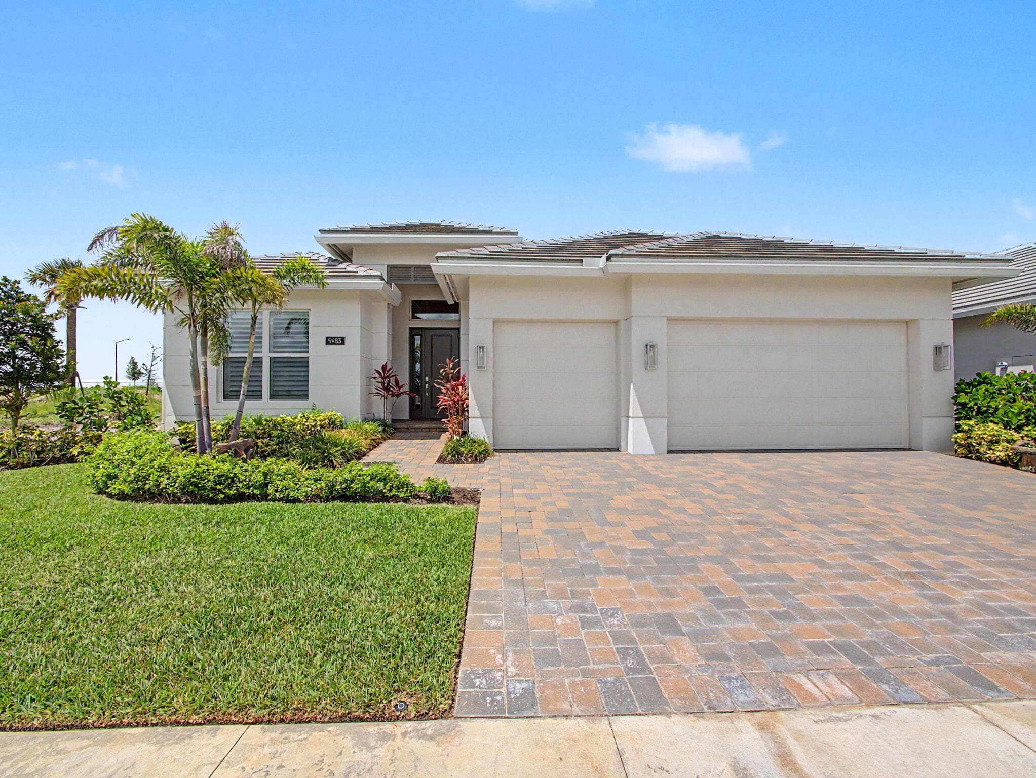 9483 SW Pinnacle Place N, Port St. Lucie, FL 34987 — photo 2 of 106