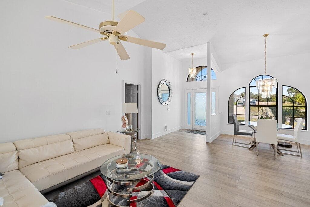 434 SW Jeanne Avenue, Port St. Lucie, FL 34953 — photo 4 of 44