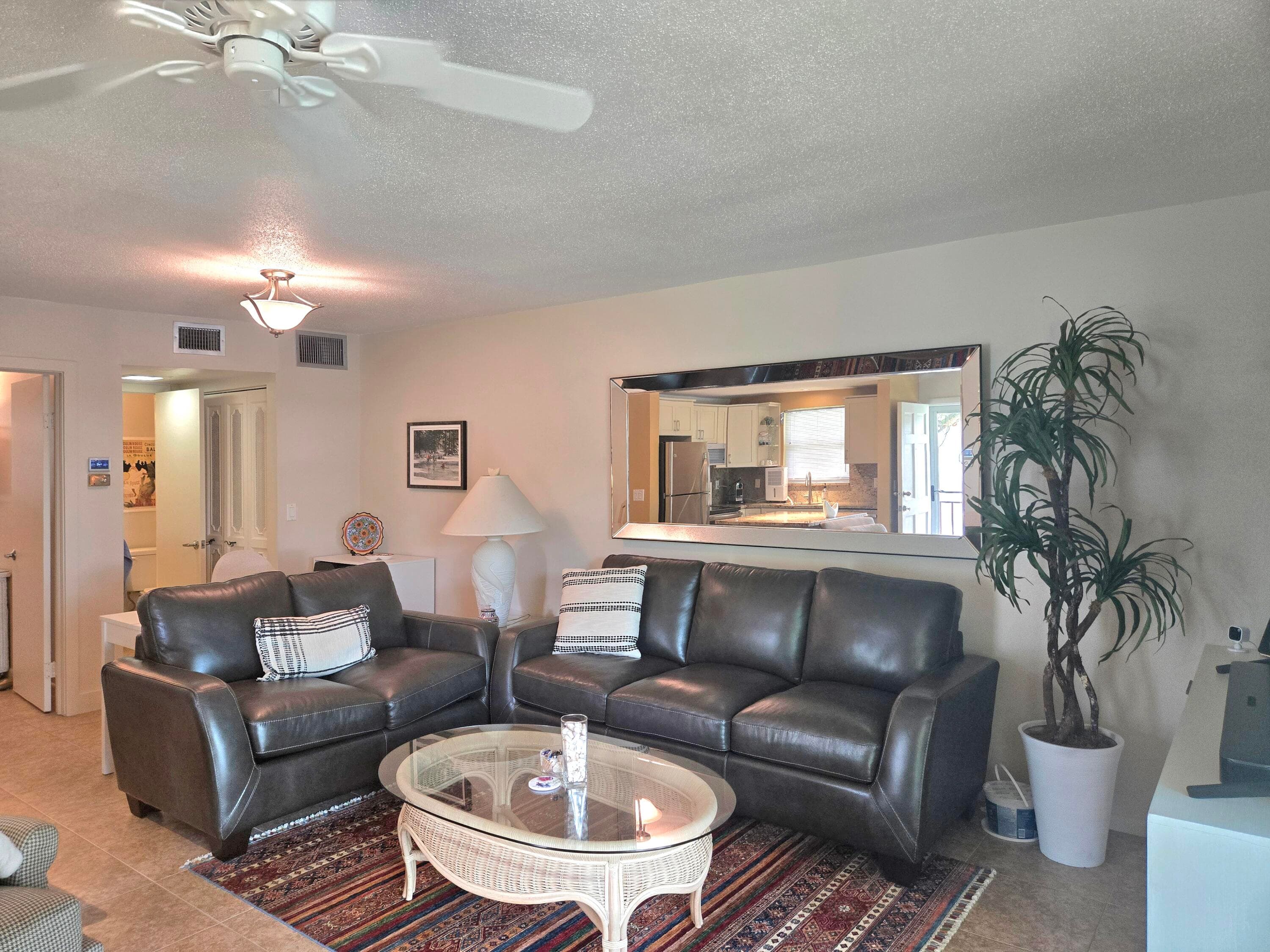209 Oxford 100 209, West Palm Beach, FL 33417 — photo 7 of 39