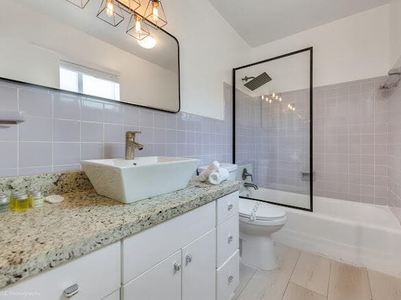 1250 Arthur Street, Hollywood, FL 33019 — photo 10 of 25