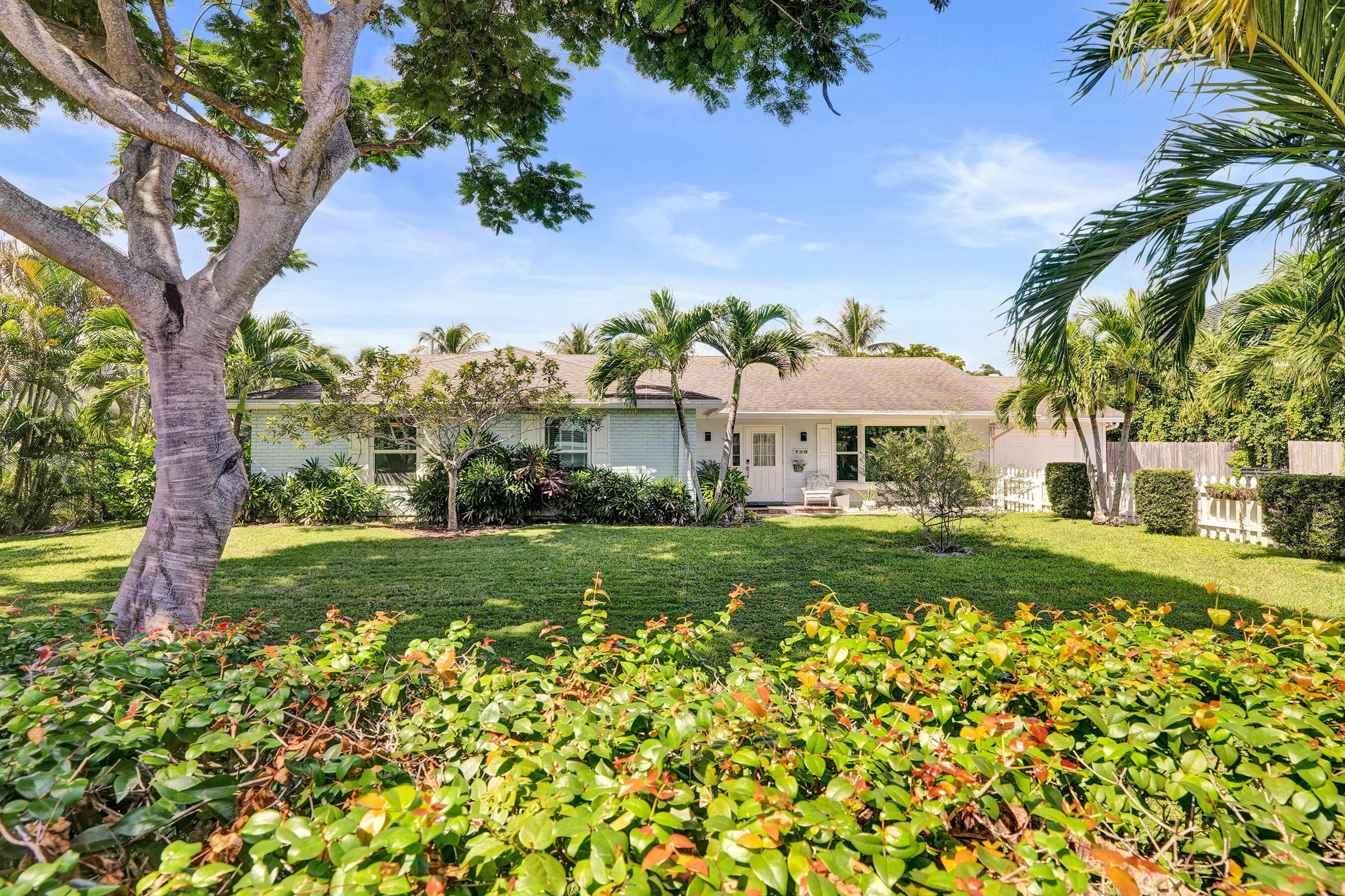 710 NW 1st Avenue, Delray Beach, FL 33444 — photo 1 of 56