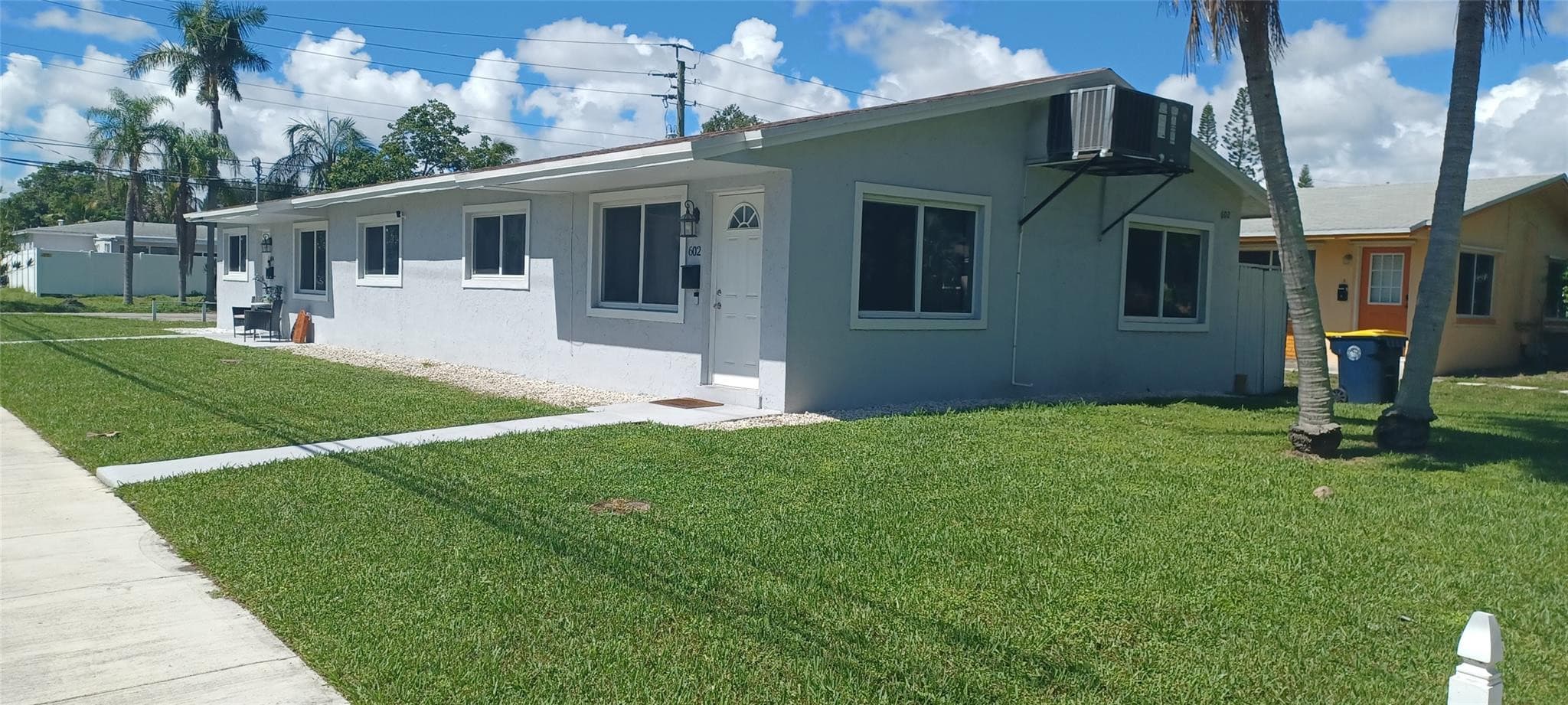 602 SE 2nd Avenue, Dania Beach, FL 33004 — photo 1 of 8