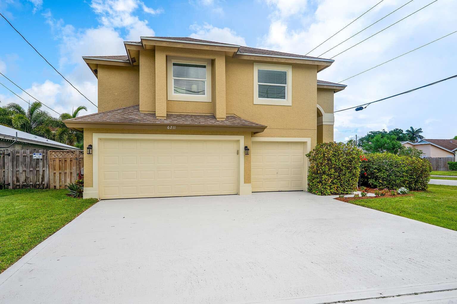 6211 Drake Street, Jupiter, FL 33458 — photo 1 of 39
