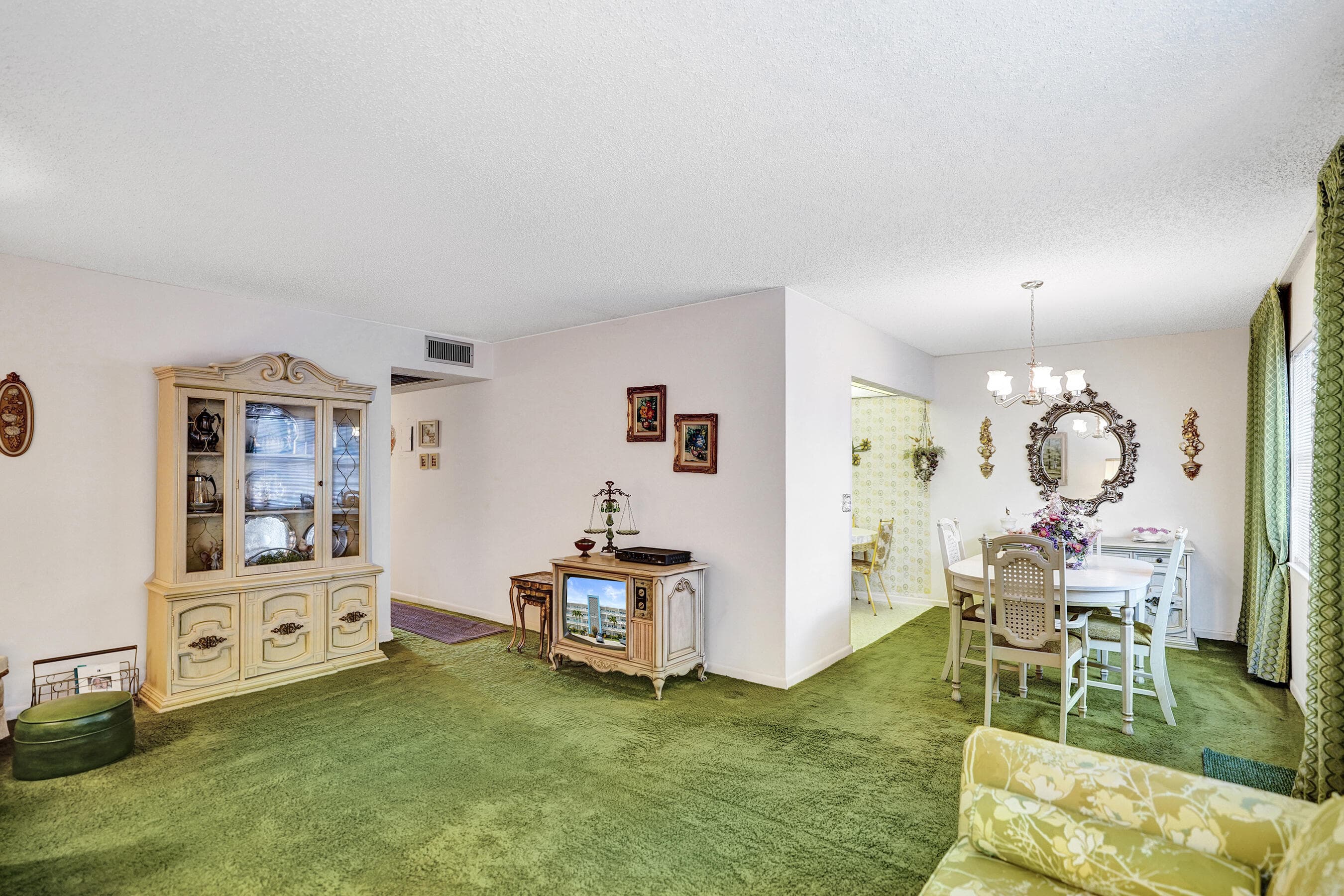 2049 Lyndhurst, Deerfield Beach, FL 33442 — photo 8 of 50