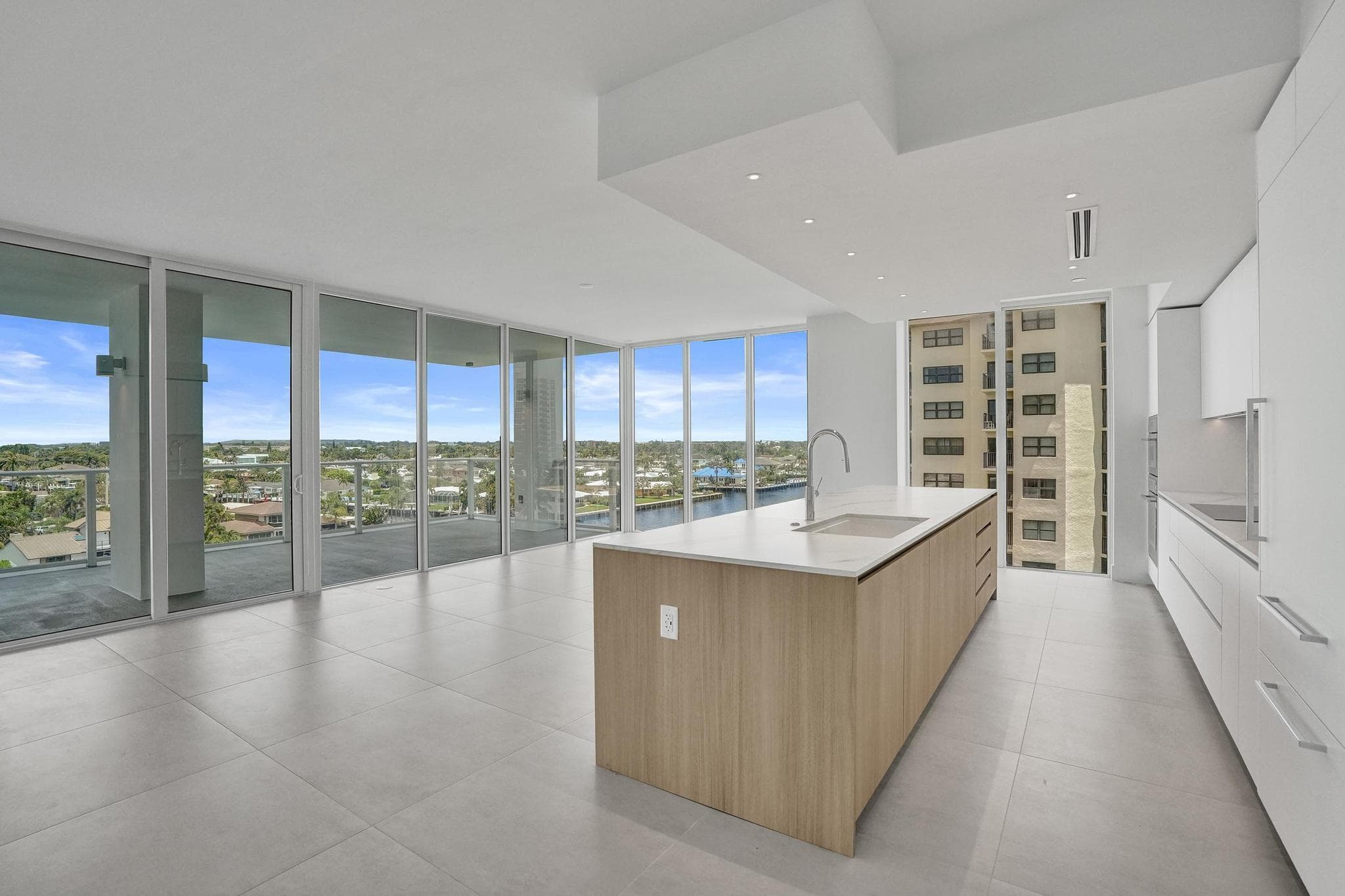 407 N Riverside Drive 605, Pompano Beach, FL 33062 — photo 9 of 93