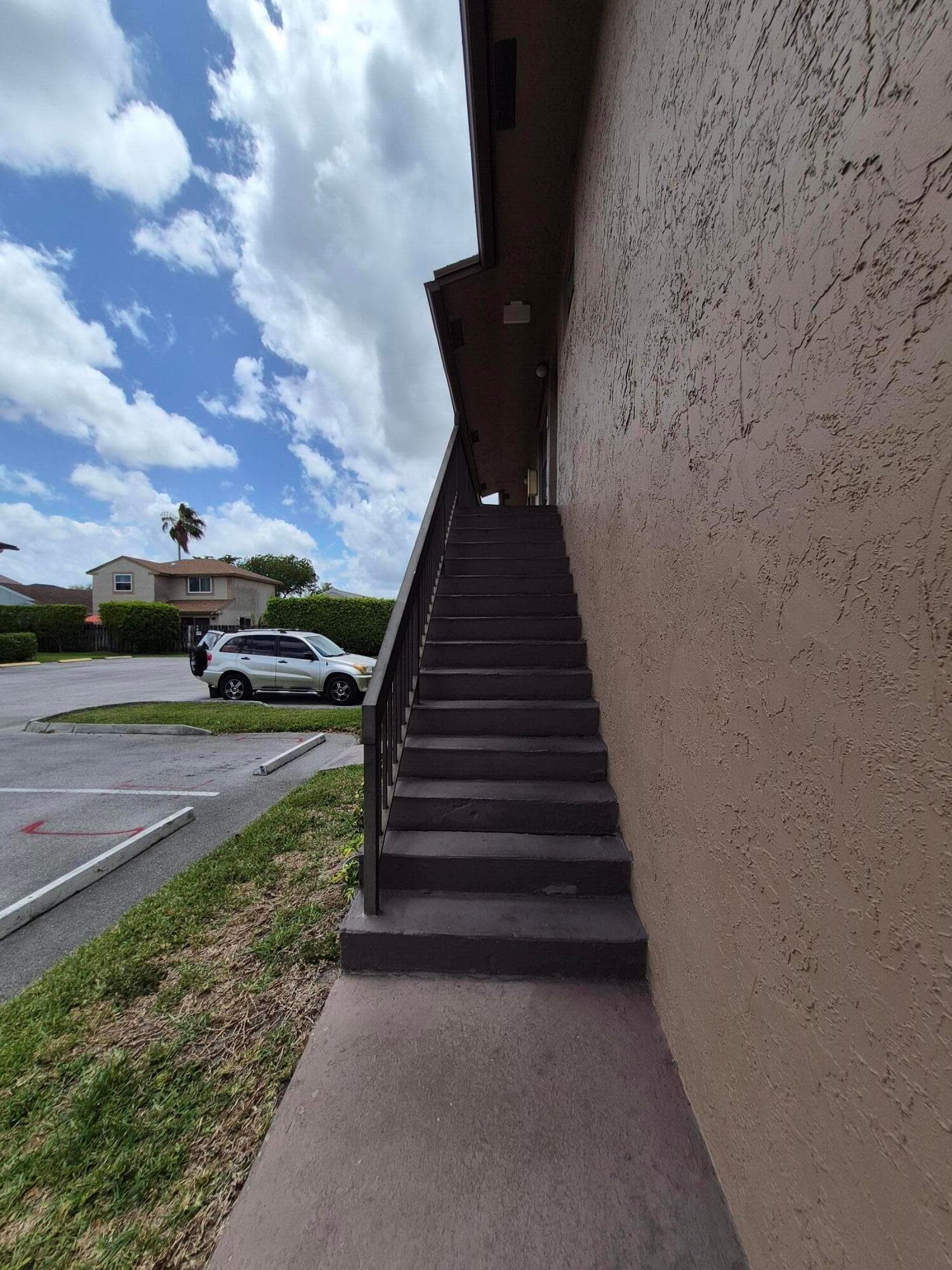 10039 Winding Lake Road 202, Sunrise, FL 33351 — photo 4 of 14