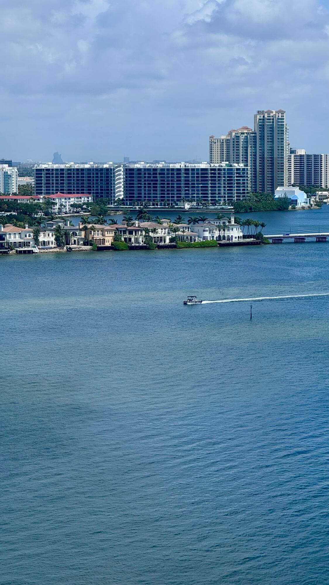250 174th Street 2012, Sunny Isles Beach, FL 33160 — photo 3 of 19