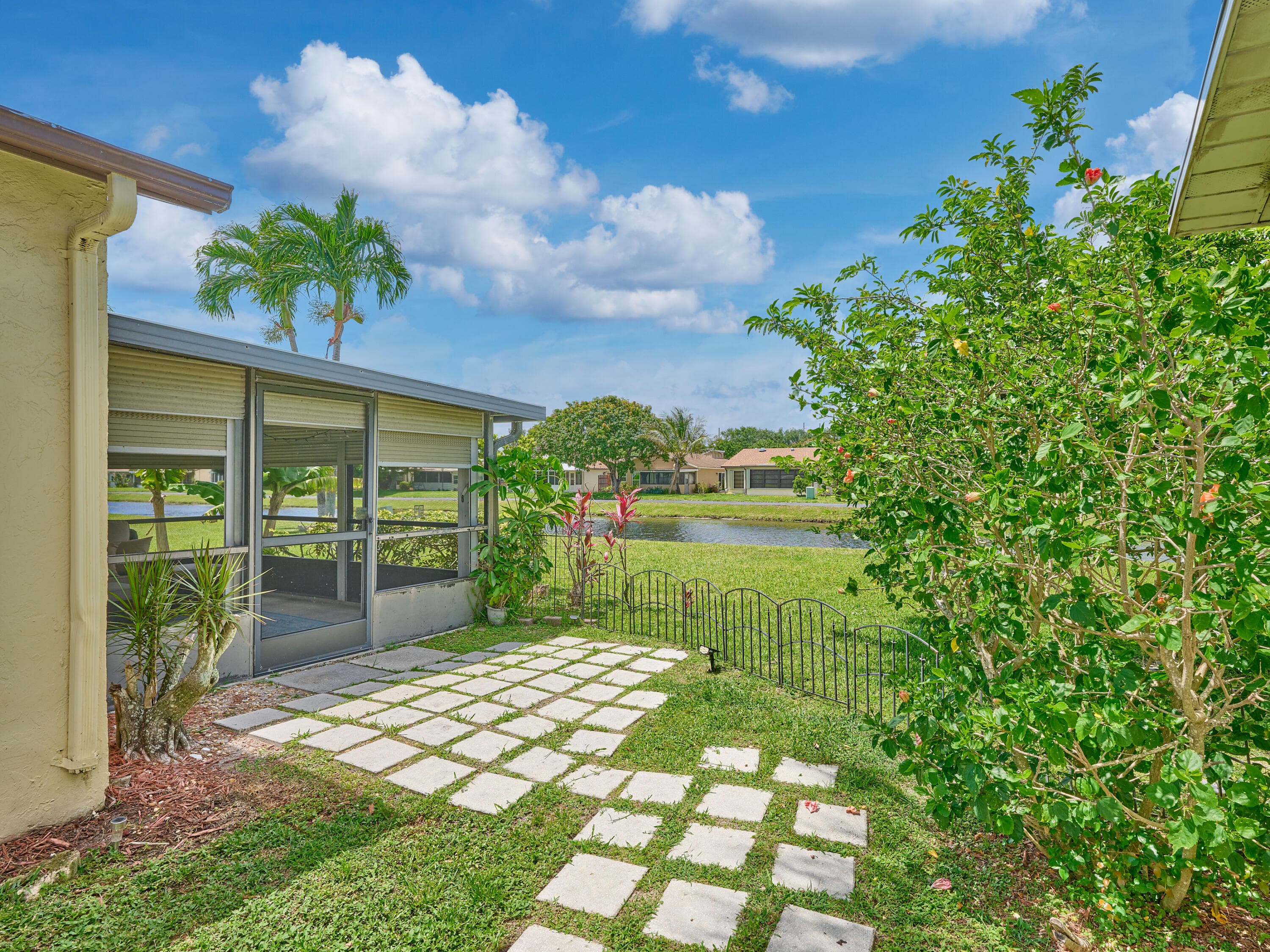 5197 Minto Road, Boynton Beach, FL 33472 — photo 3 of 32