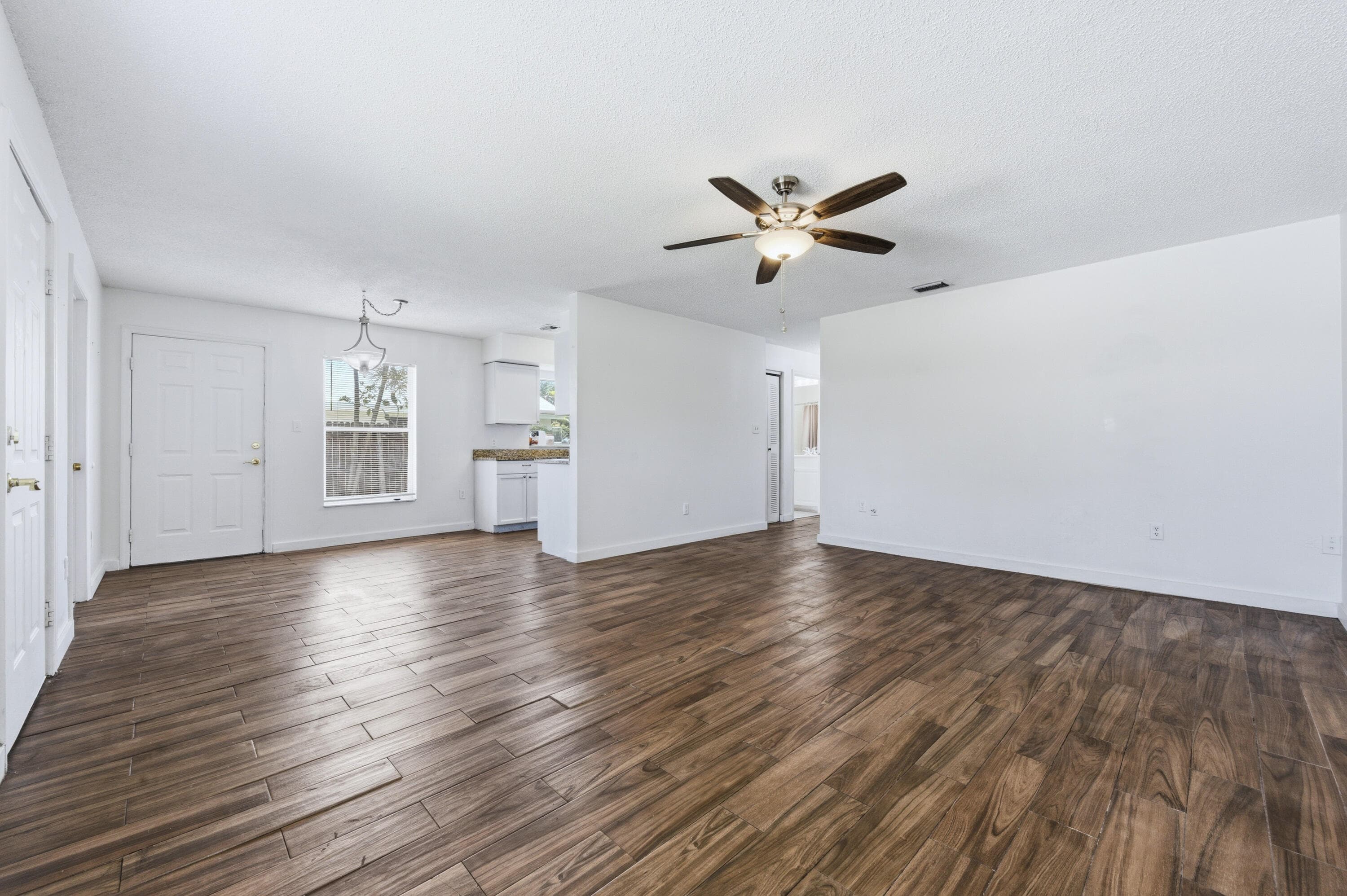 6088 Heather Street, Jupiter, FL 33458 — photo 5 of 18