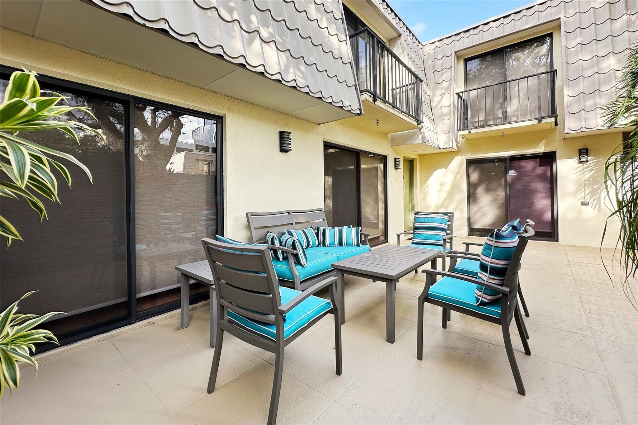 1700 Embassy Drive 504, West Palm Beach, FL 33401 — photo 11 of 14