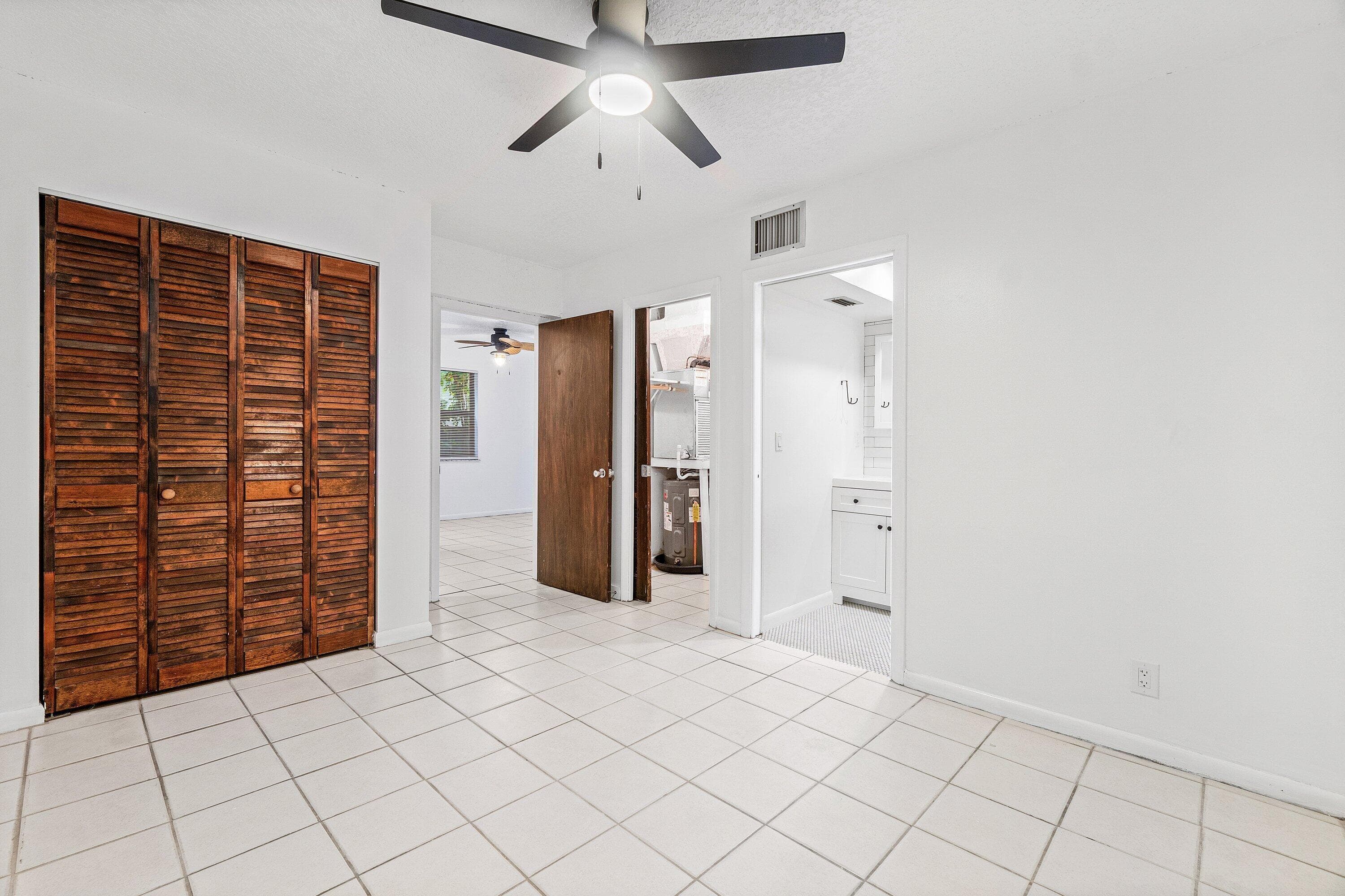 626 N Federal Highway Unit 3, Lake Worth Beach, FL 33460 — photo 13 of 23