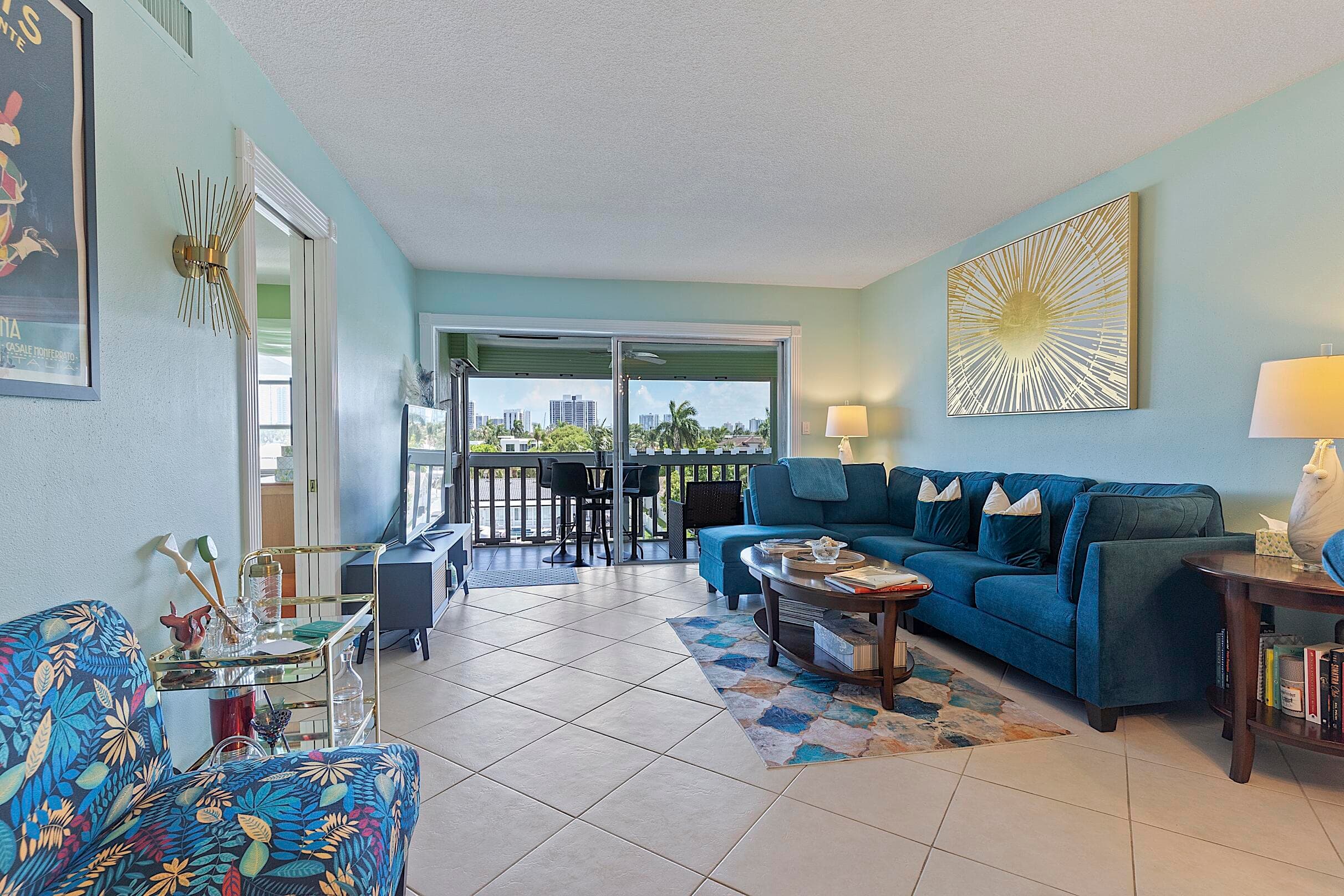 455 Paradise Isle Boulevard 404, Hallandale Beach, FL 33009 — photo 25 of 55