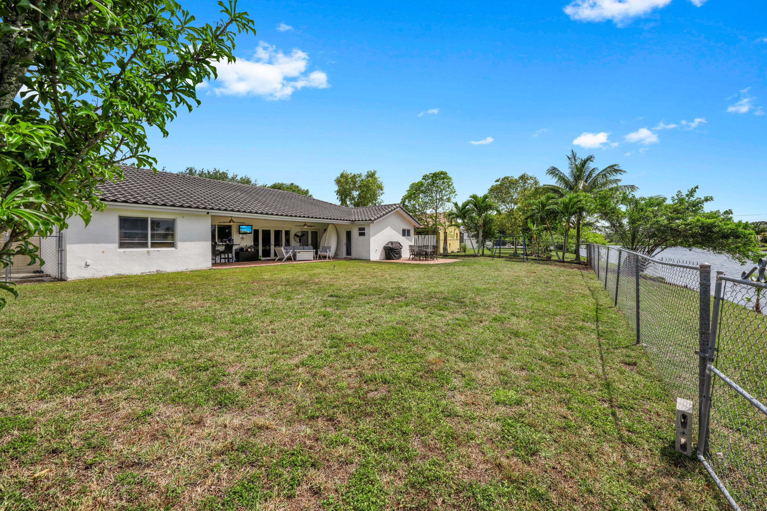 5791 Hawkes Bluff Avenue, Davie, FL 33331 — photo 28 of 60