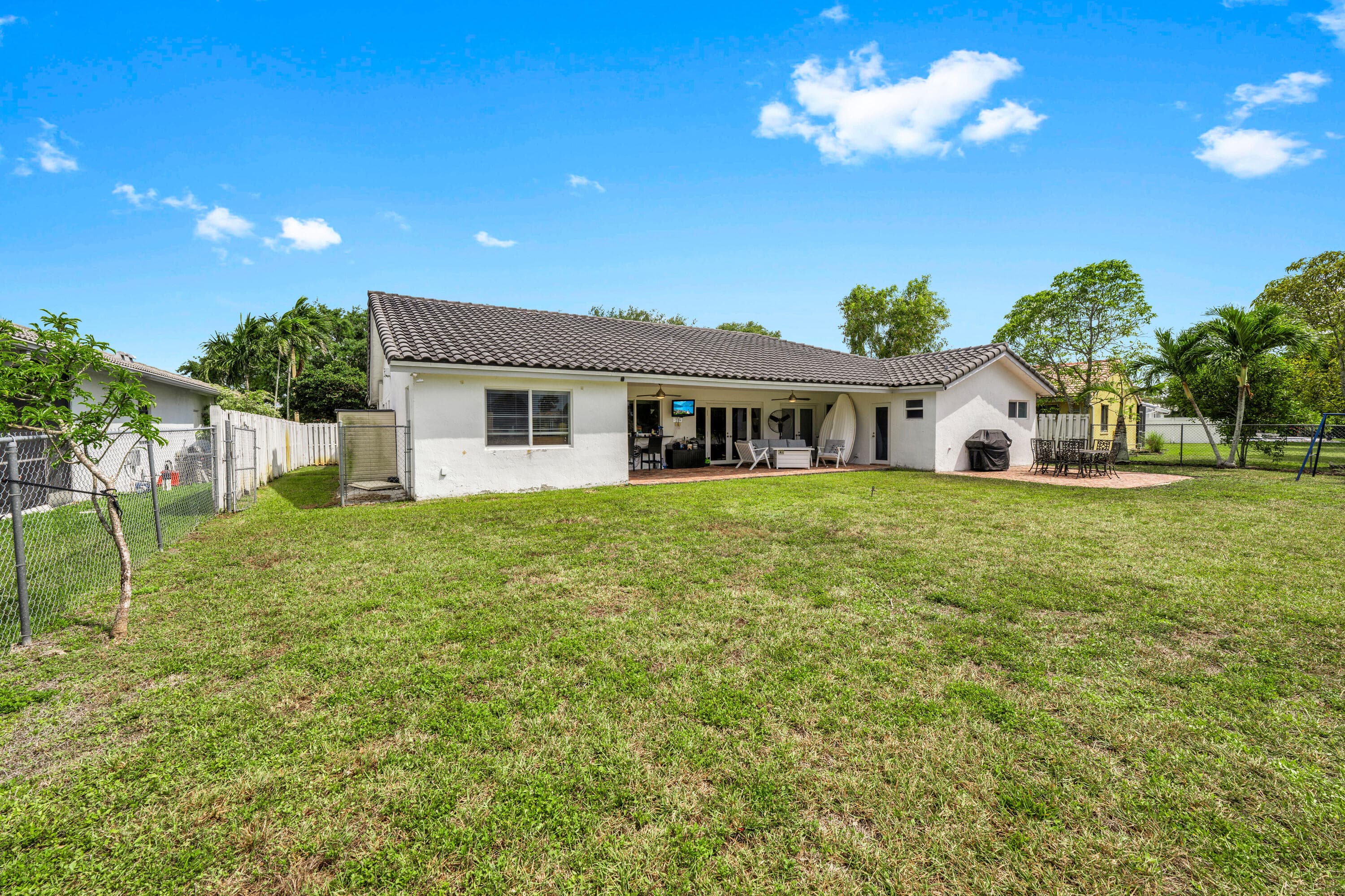 5791 Hawkes Bluff Avenue, Davie, FL 33331 — photo 29 of 60
