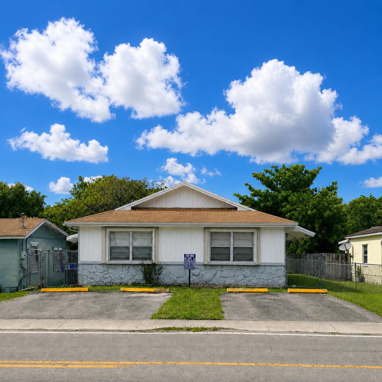 2419-2421 Johnson Street 2419, 2421, Hollywood, FL 33020 — photo 1 of 14