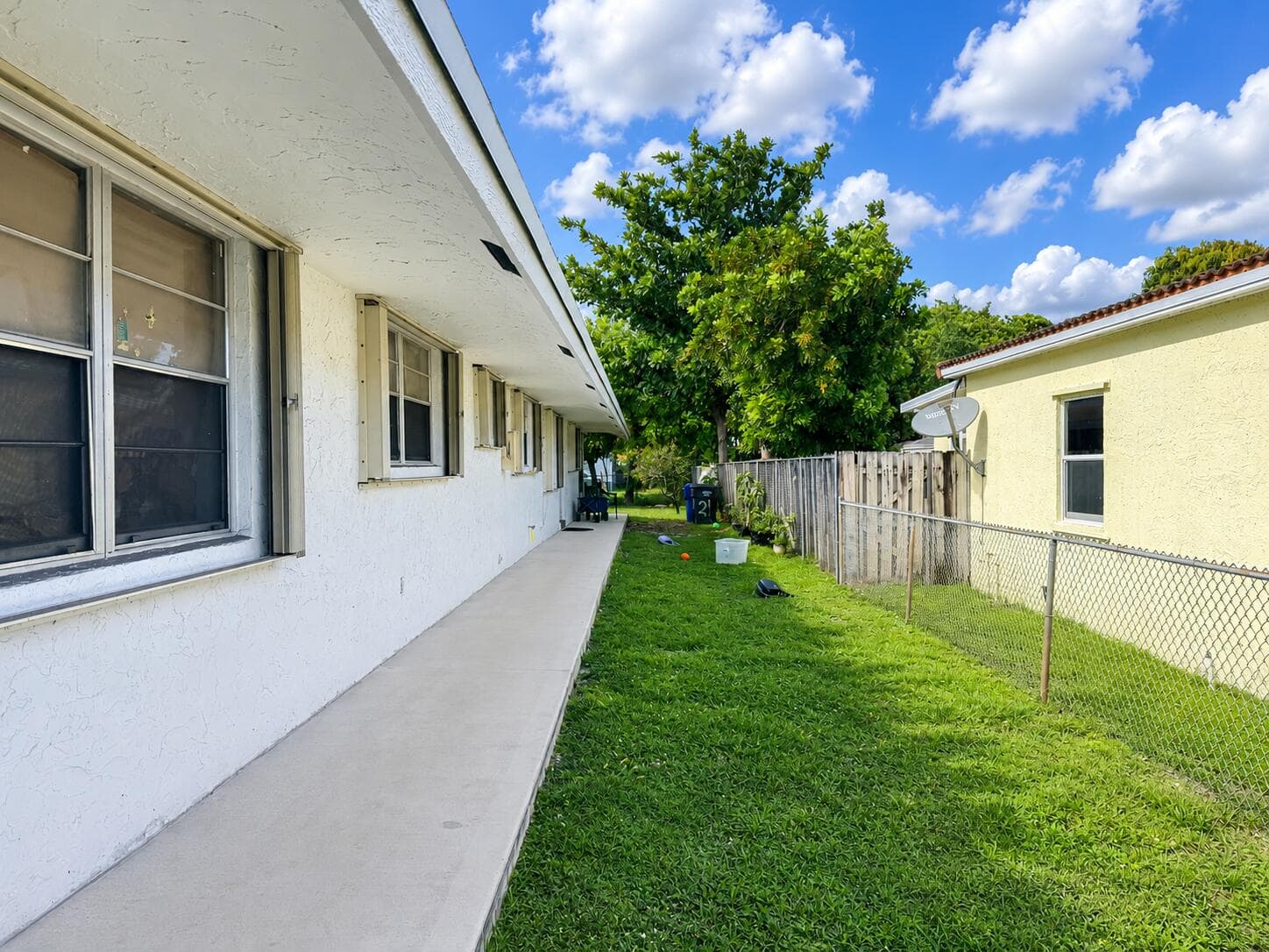 2419-2421 Johnson Street 2419, 2421, Hollywood, FL 33020 — photo 2 of 14