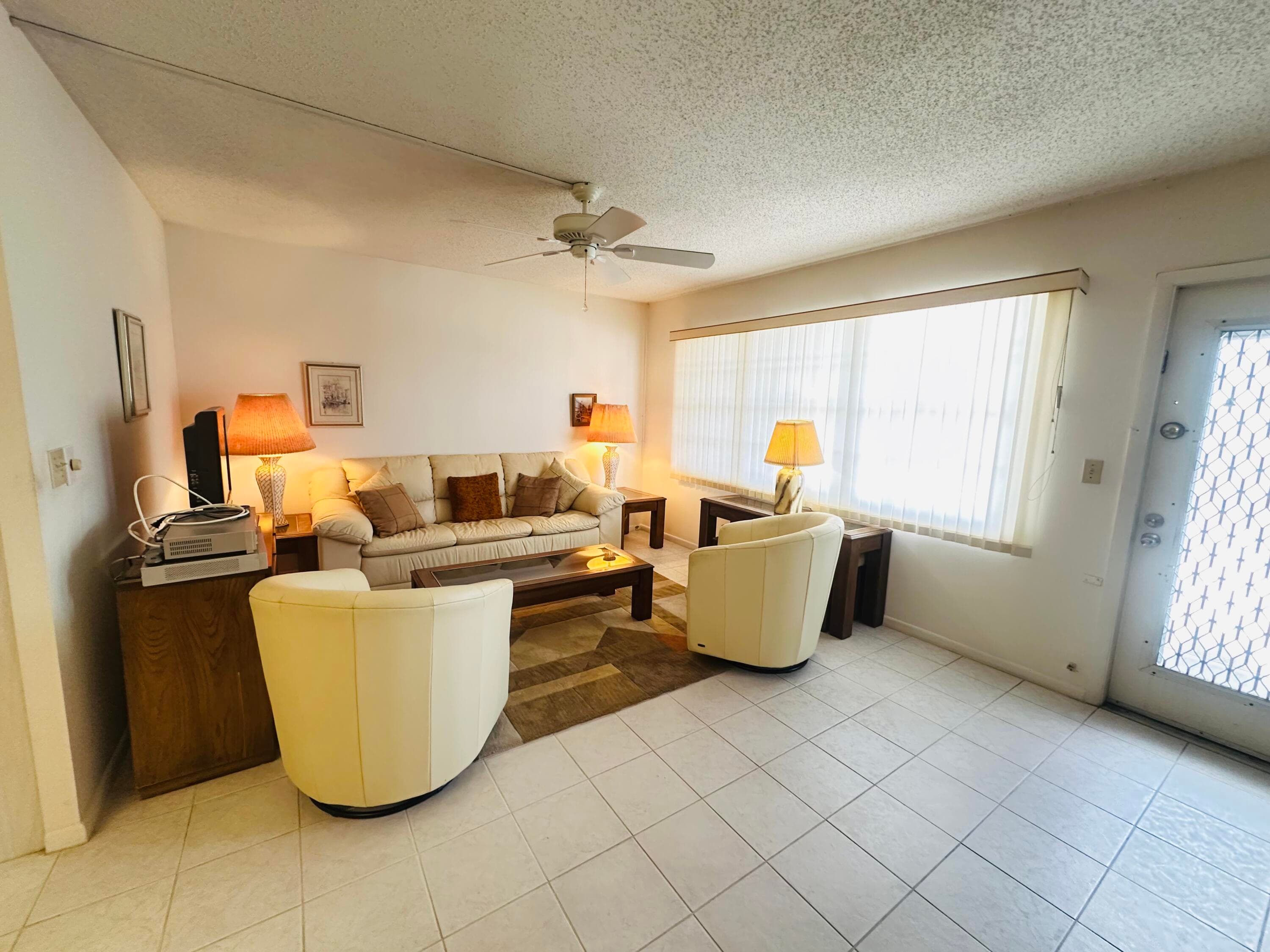 2060 Harwood E 2060, Deerfield Beach, FL 33442 — photo 4 of 59