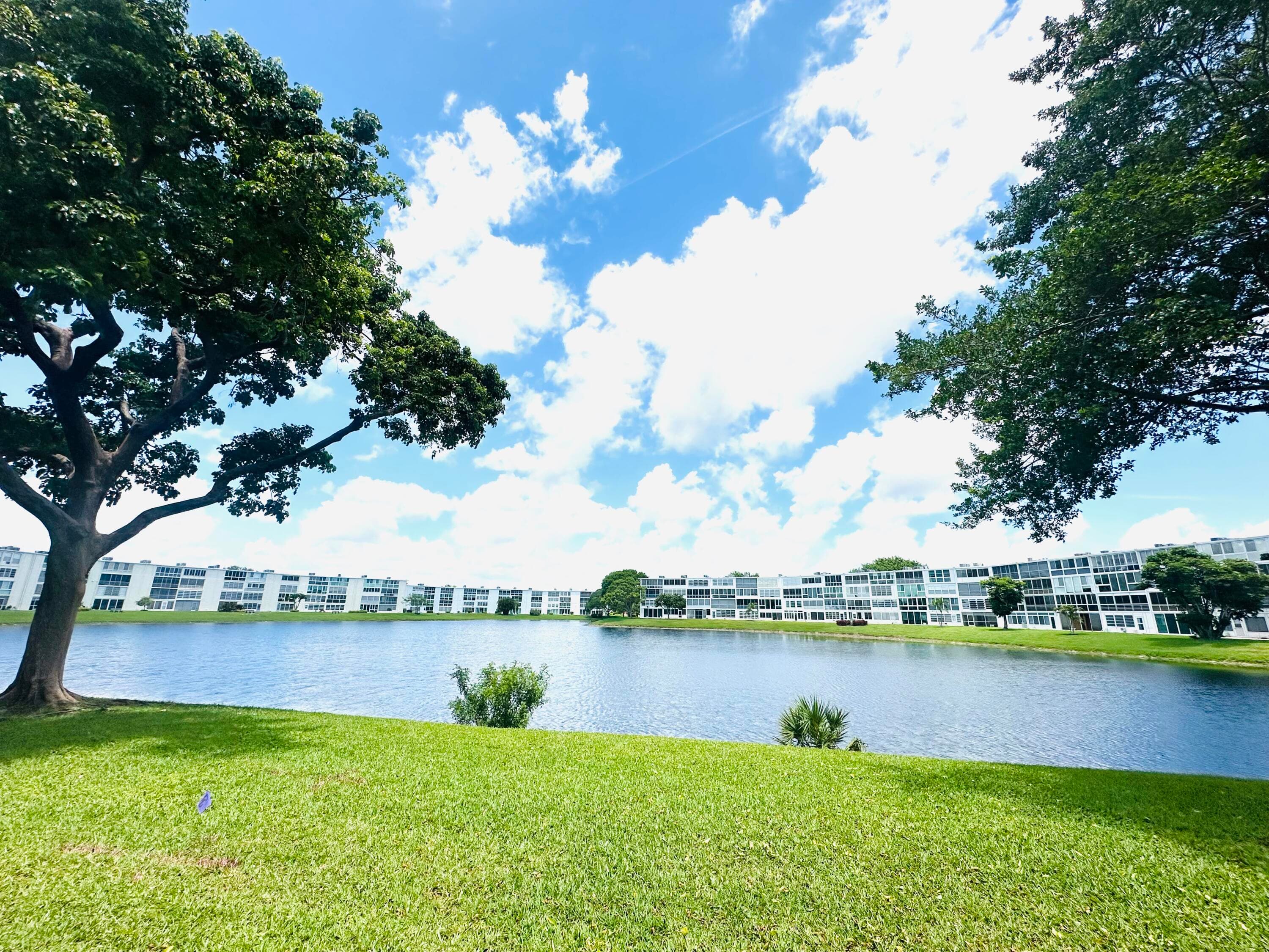 2060 Harwood E 2060, Deerfield Beach, FL 33442 — photo 25 of 59