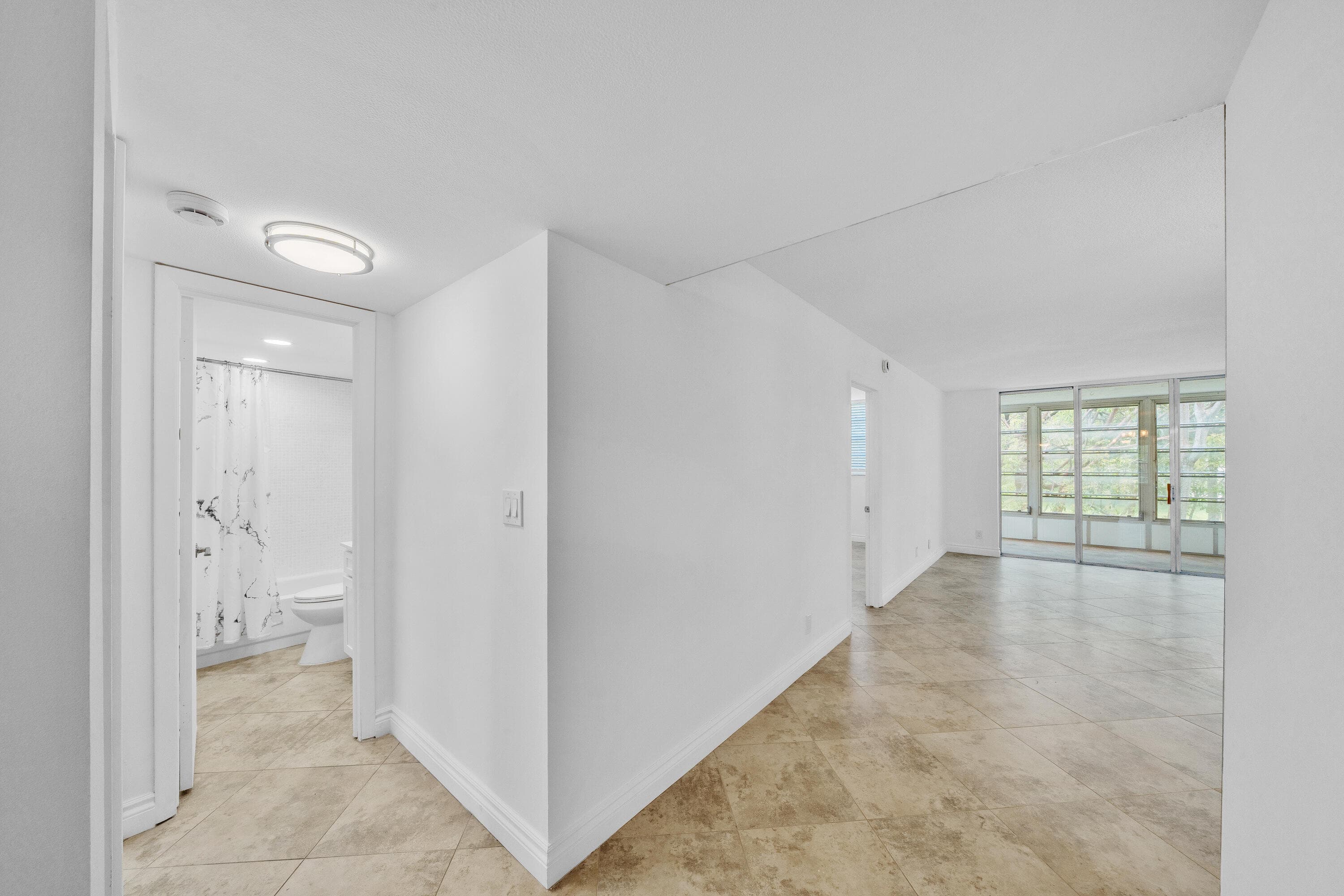 3099 NW 48th Avenue 260, Lauderdale Lakes, FL 33313 — photo 27 of 48