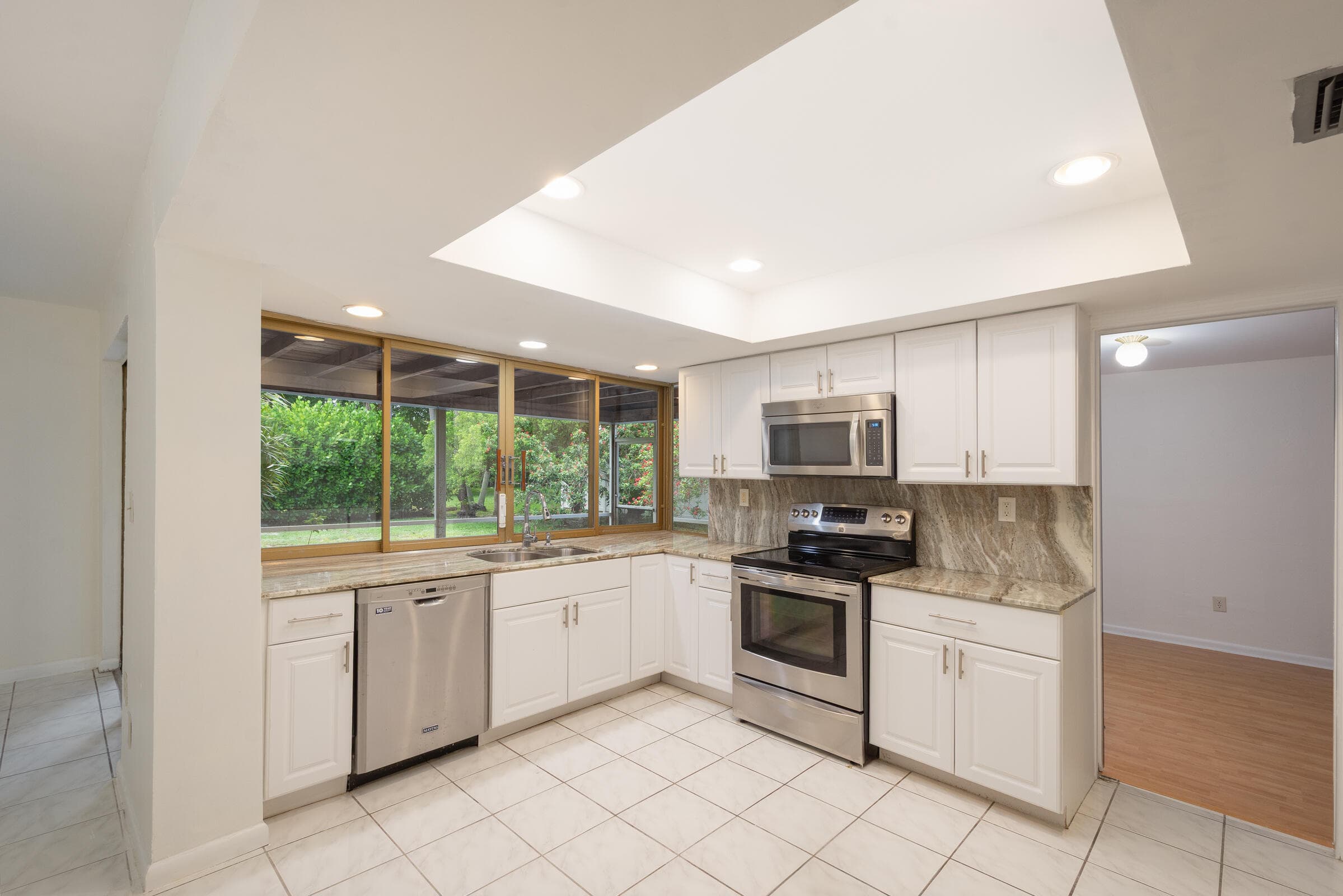 3844 NW 82nd Way, Coral Springs, FL 33065 — photo 5 of 31