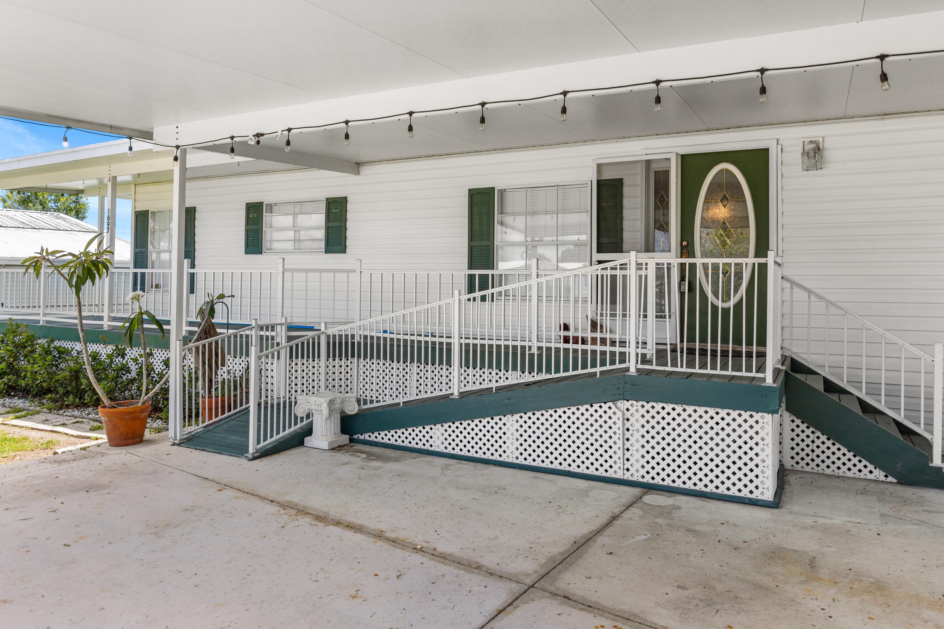 1697 SW 35th Circle, Okeechobee, FL 34974 — photo 29 of 47