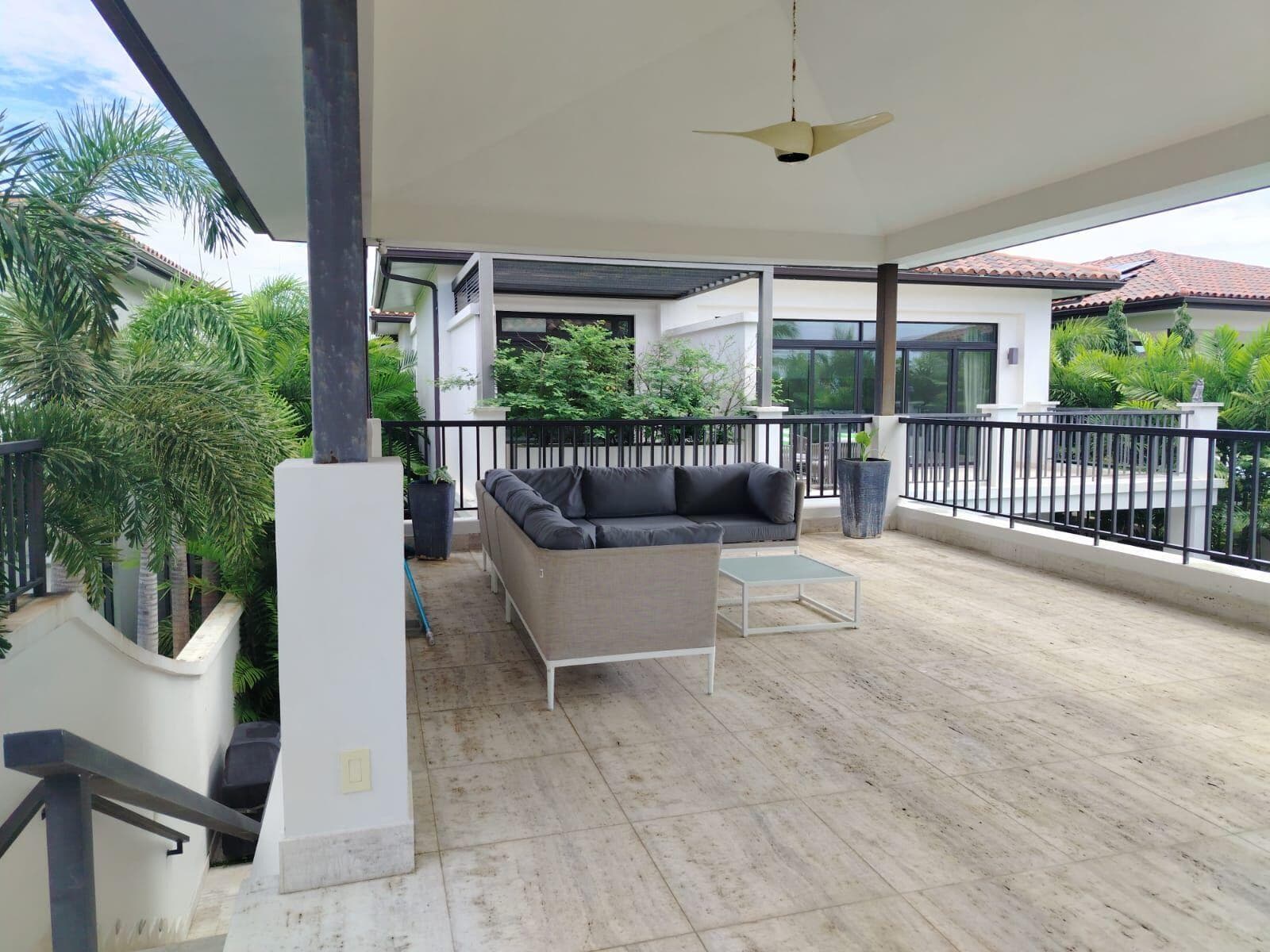 Ph Velamar, Buenaventura Ph Velamar, Buenaventura 10c — photo 40 of 45