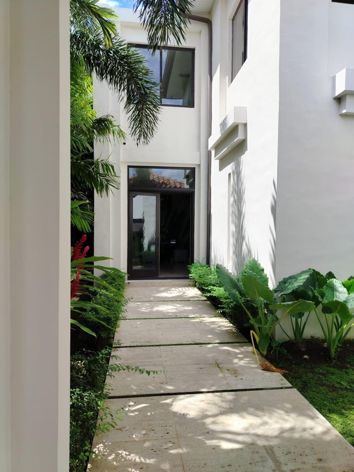 Ph Velamar, Buenaventura Ph Velamar, Buenaventura 10c — photo 41 of 45