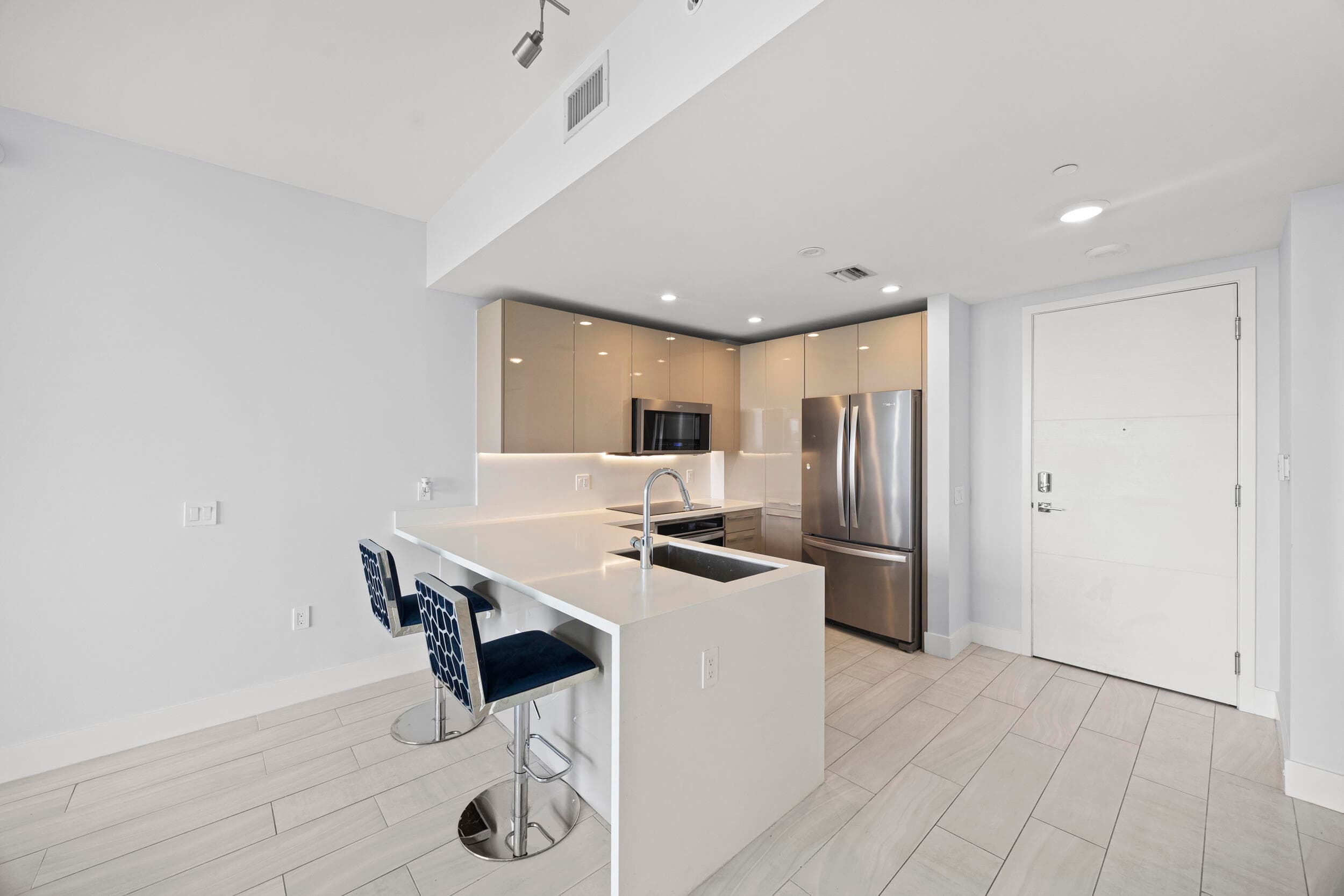 2000 Metropica Way 802, Sunrise, FL 33323 — photo 4 of 56
