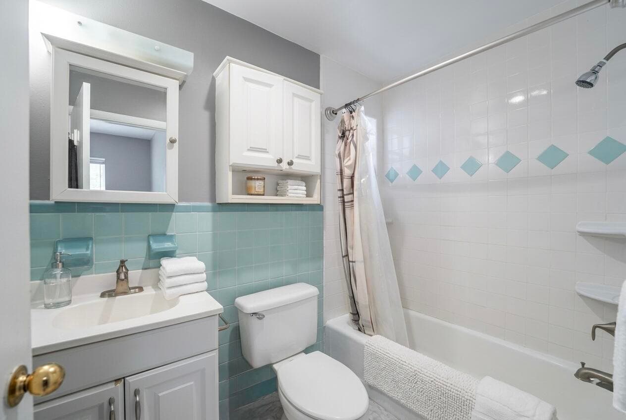 2620 Harding Street, Hollywood, FL 33020 — photo 22 of 27