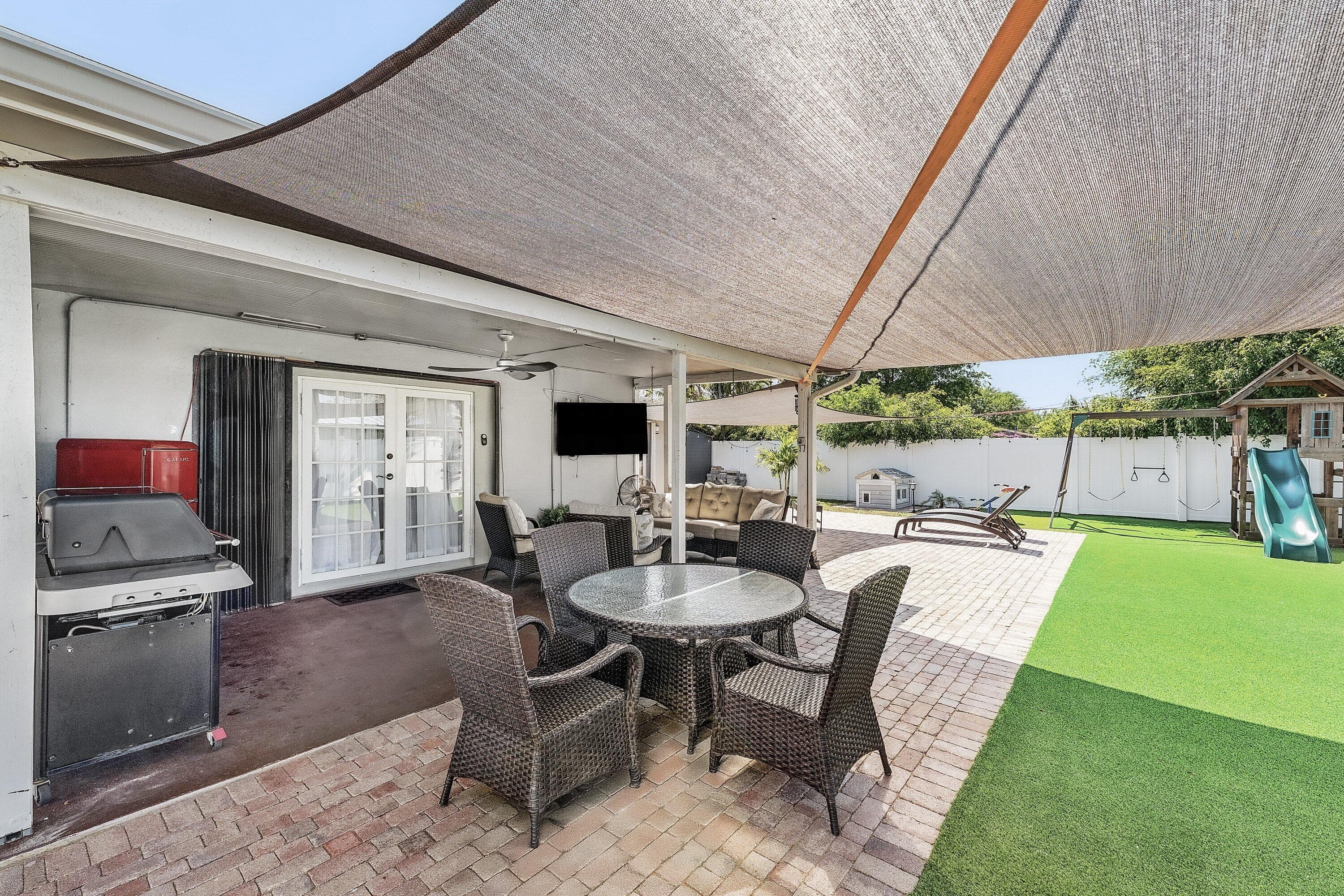 517 Ibis Drive, Delray Beach, FL 33444 — photo 17 of 24