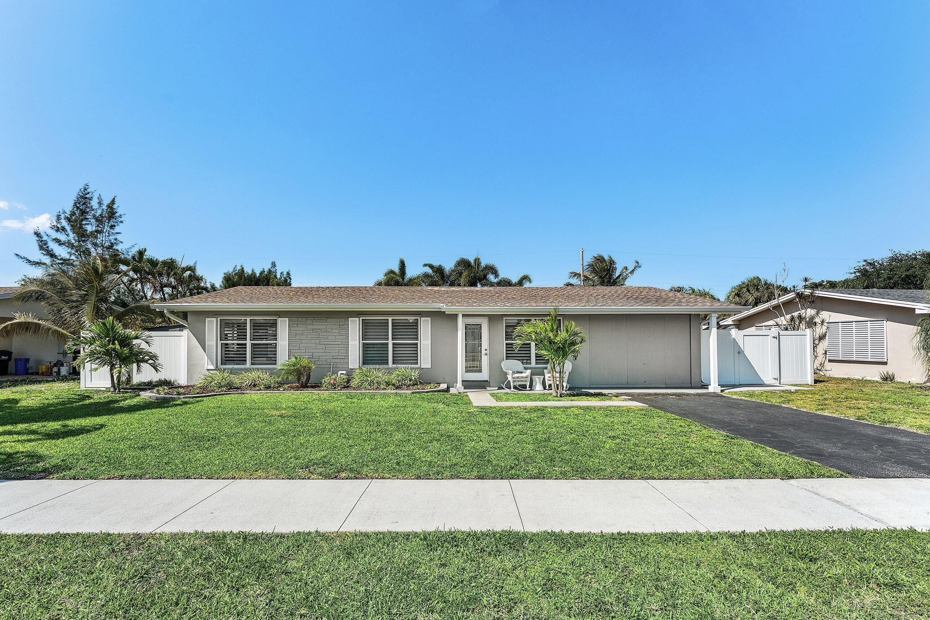 517 Ibis Drive, Delray Beach, FL 33444 — photo 2 of 24