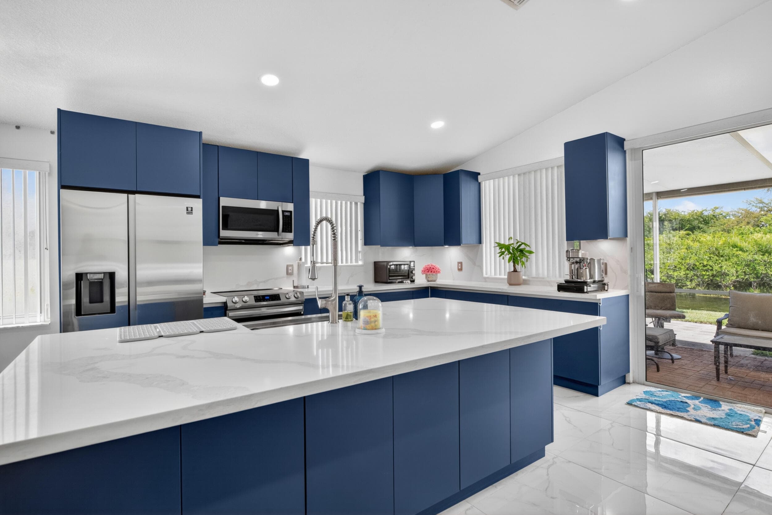 1489 NW 153rd Avenue, Pembroke Pines, FL 33028 — photo 3 of 36
