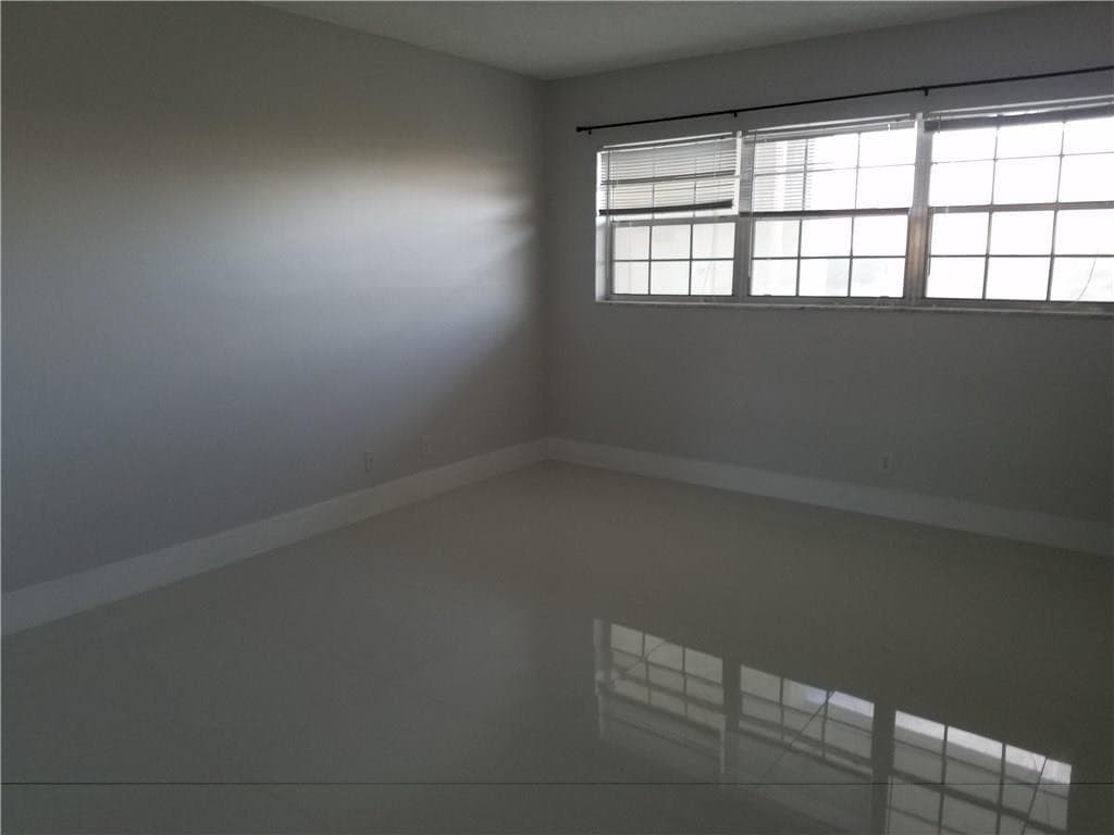 3150 N Course Lane 607, Pompano Beach, FL 33069 — photo 6 of 16