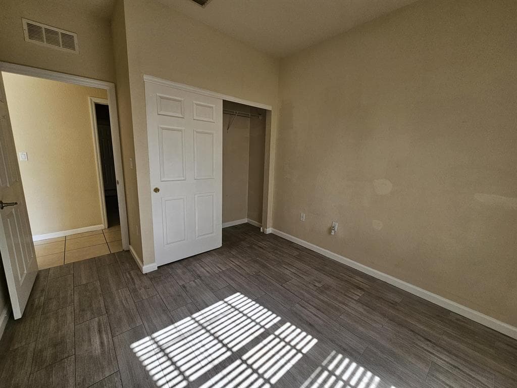3255 NW 31st Terrace, Oakland Park, FL 33309 — photo 6 of 9