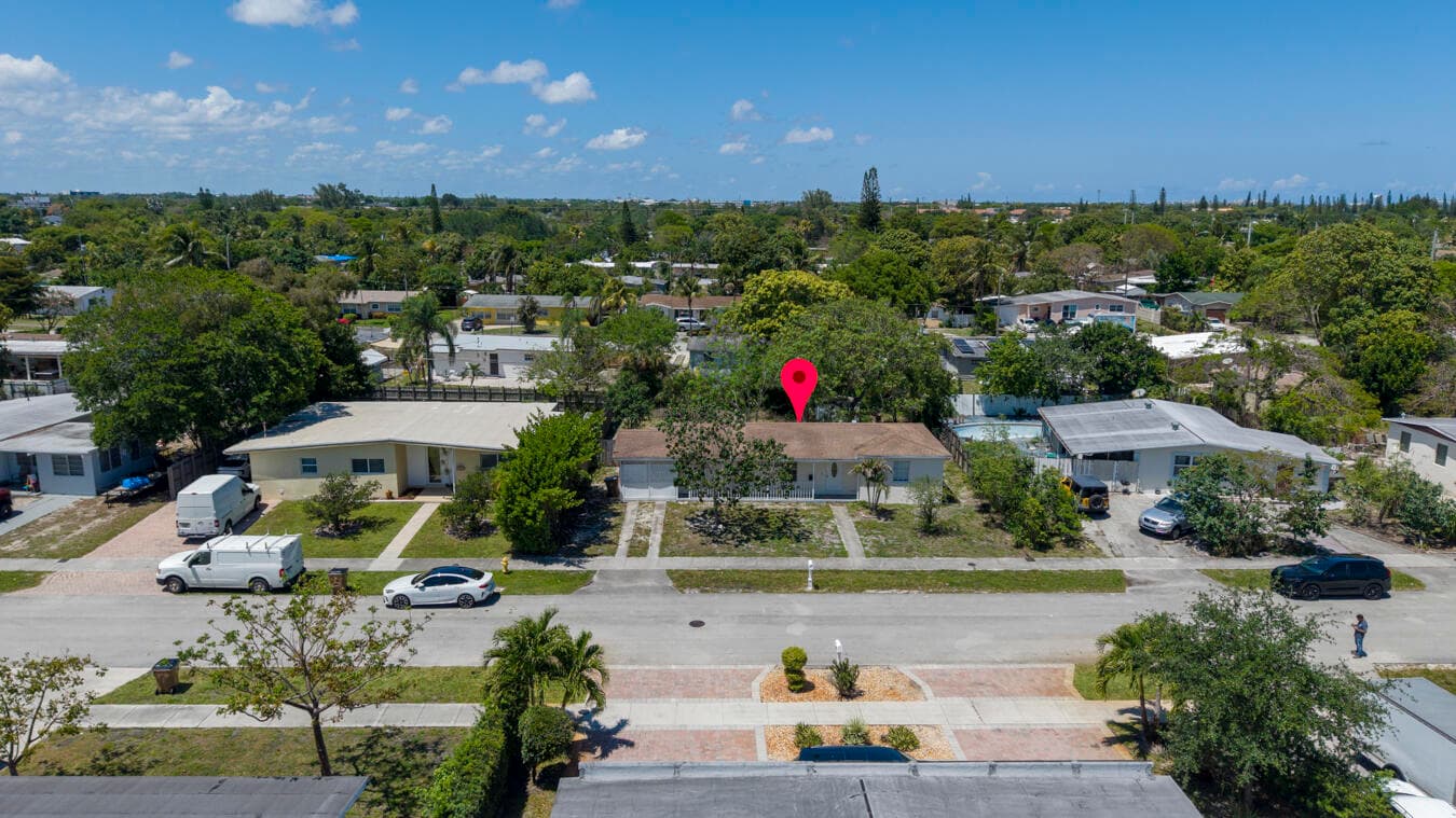 261 NE 42nd Street, Deerfield Beach, FL 33064 — photo 1 of 29