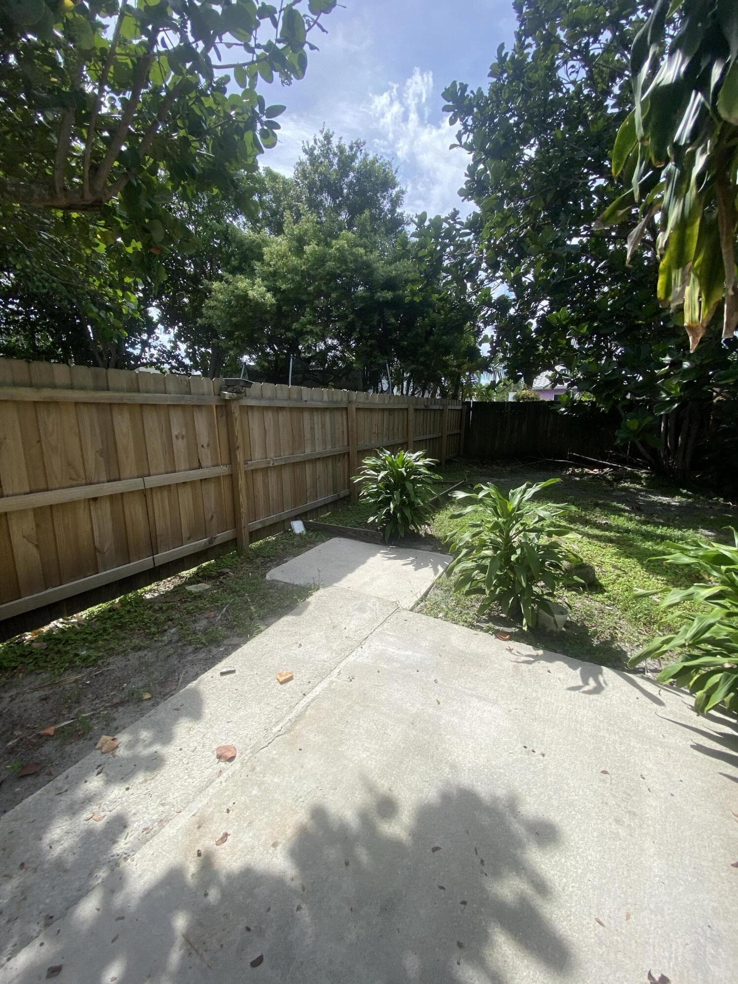 Apartment in Oakland Park — photo 22 of 35