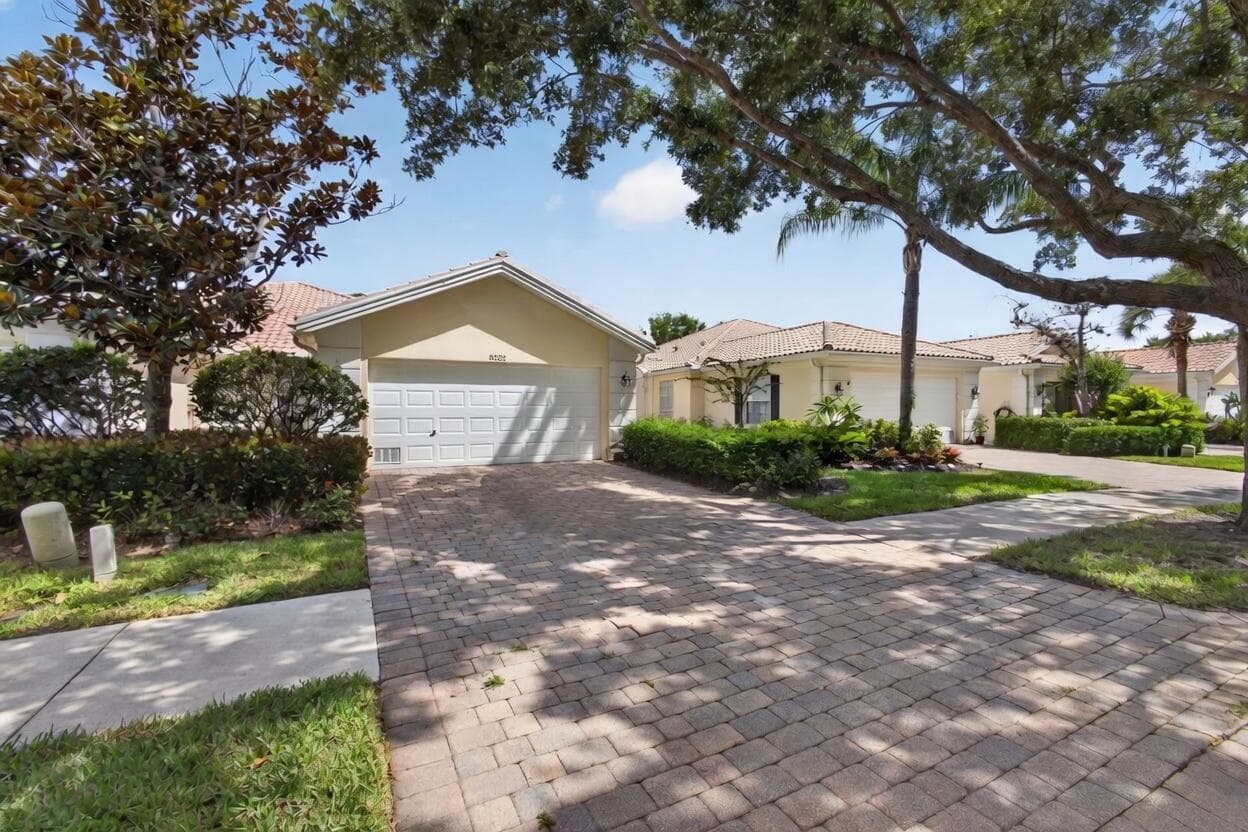8522 SE Retreat Drive, Hobe Sound, FL 33455 — photo
